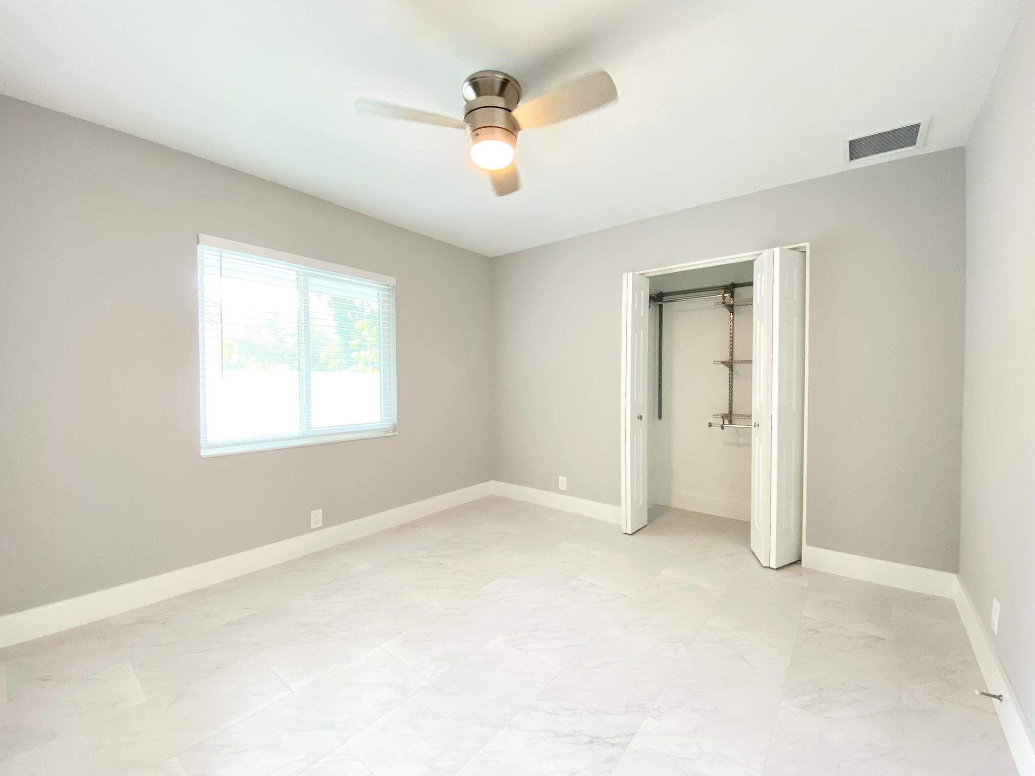 Oakland Park 2-38 B - Residential Income