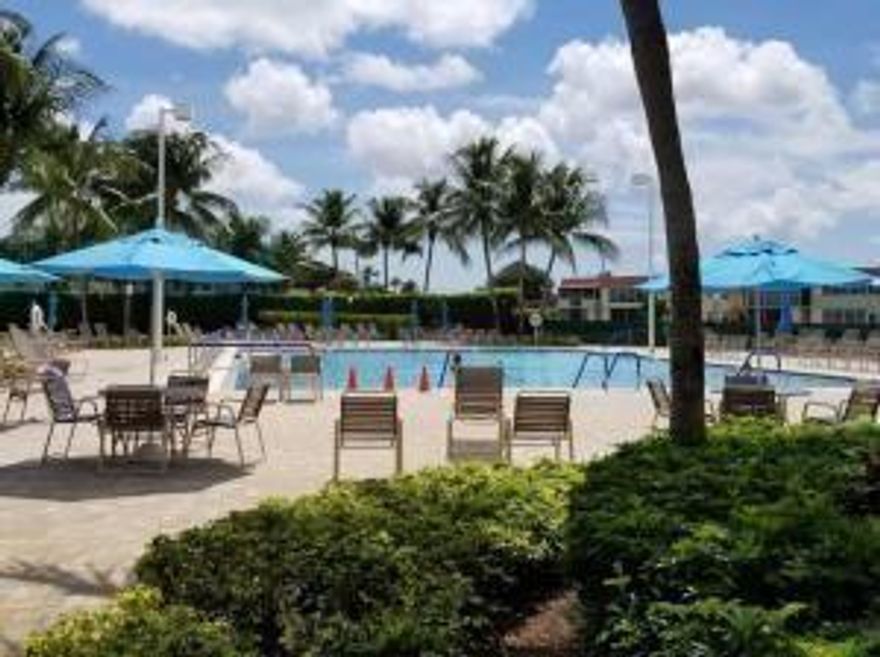 55+ community only. Upgraded, clean, bright with newer appliances, bathrooms, custome molding and enclosed patio whcih adds additional square footage.  Come enjoy Kings Point Golf and CC resort like community with 8 pools, (3 indoor pools and water resistant pp\ool), tennis, basketball and pickle ball courts, golf, gyms. theater, bistros/restaurants, library, cards, games and oh so much more fun! Close to downtown Delray Beach and Boca Raton with shopping, art, music, culture, restaurants, boating, beaches and walk to places of worship.  Courtesy shuttle buses to almost everywhere!