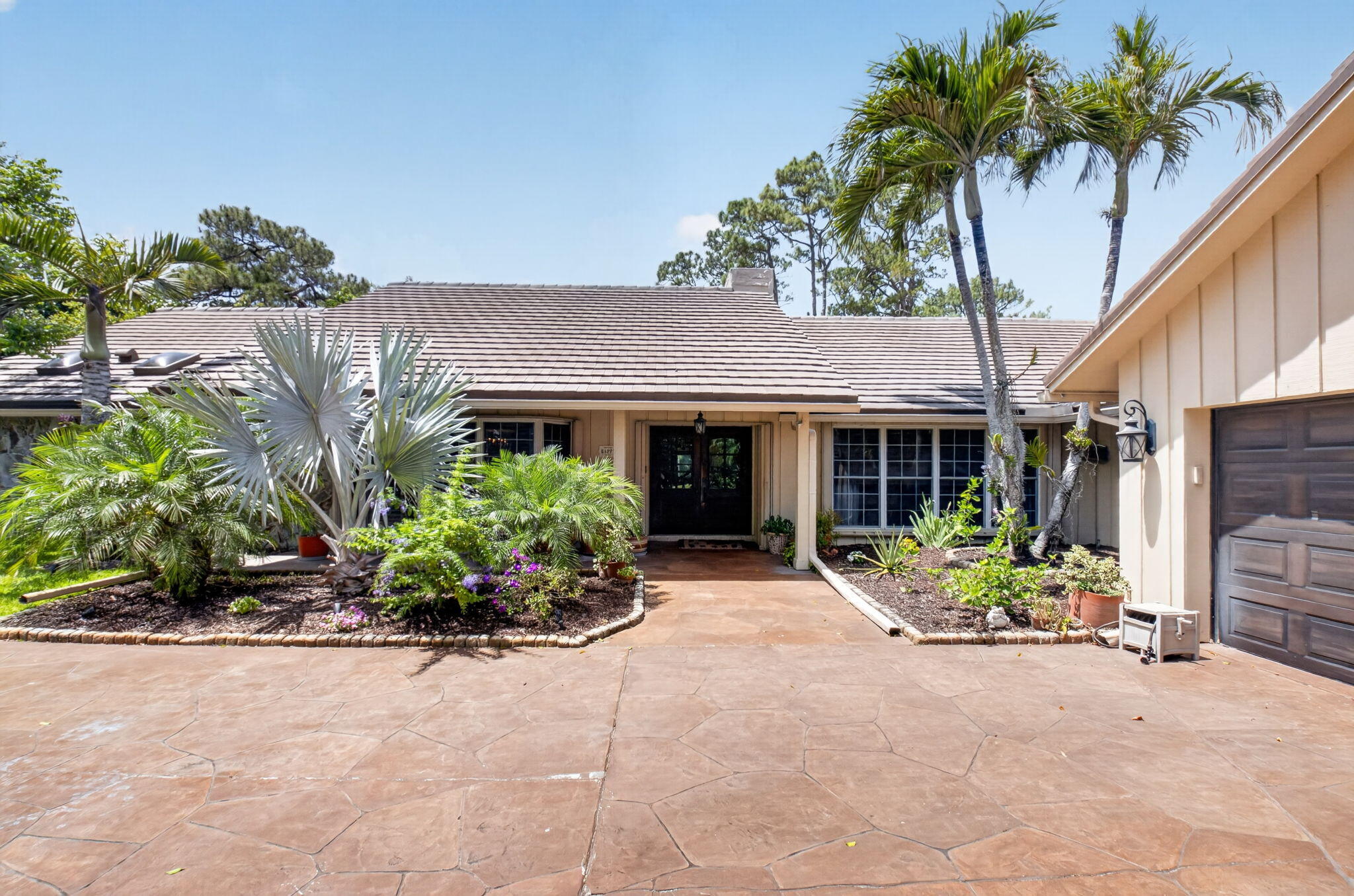 7332 Estrella Court