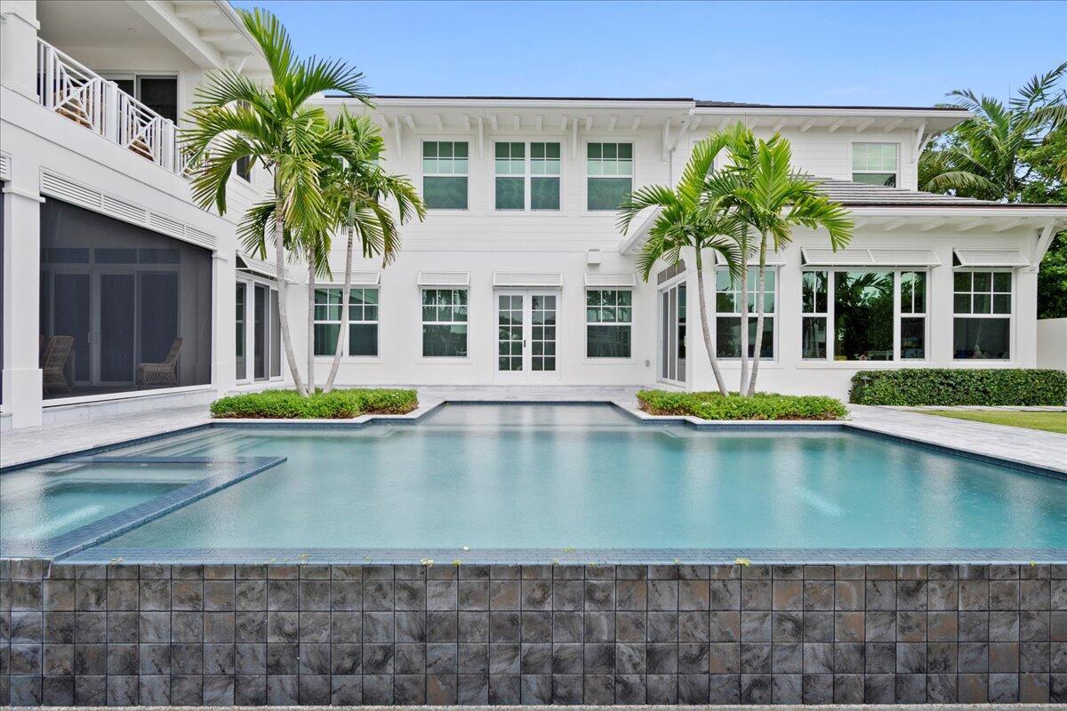 Admirals Cove - Residential