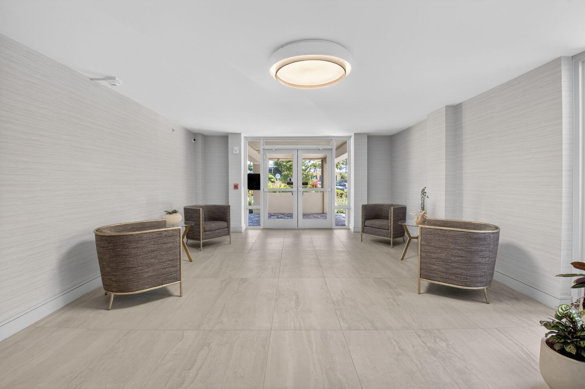 2220 S Ocean Boulevard 304