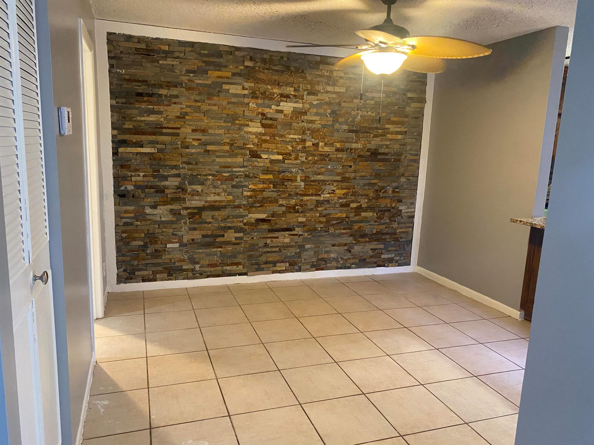 Lakewood Home Owner Assoc - Residential