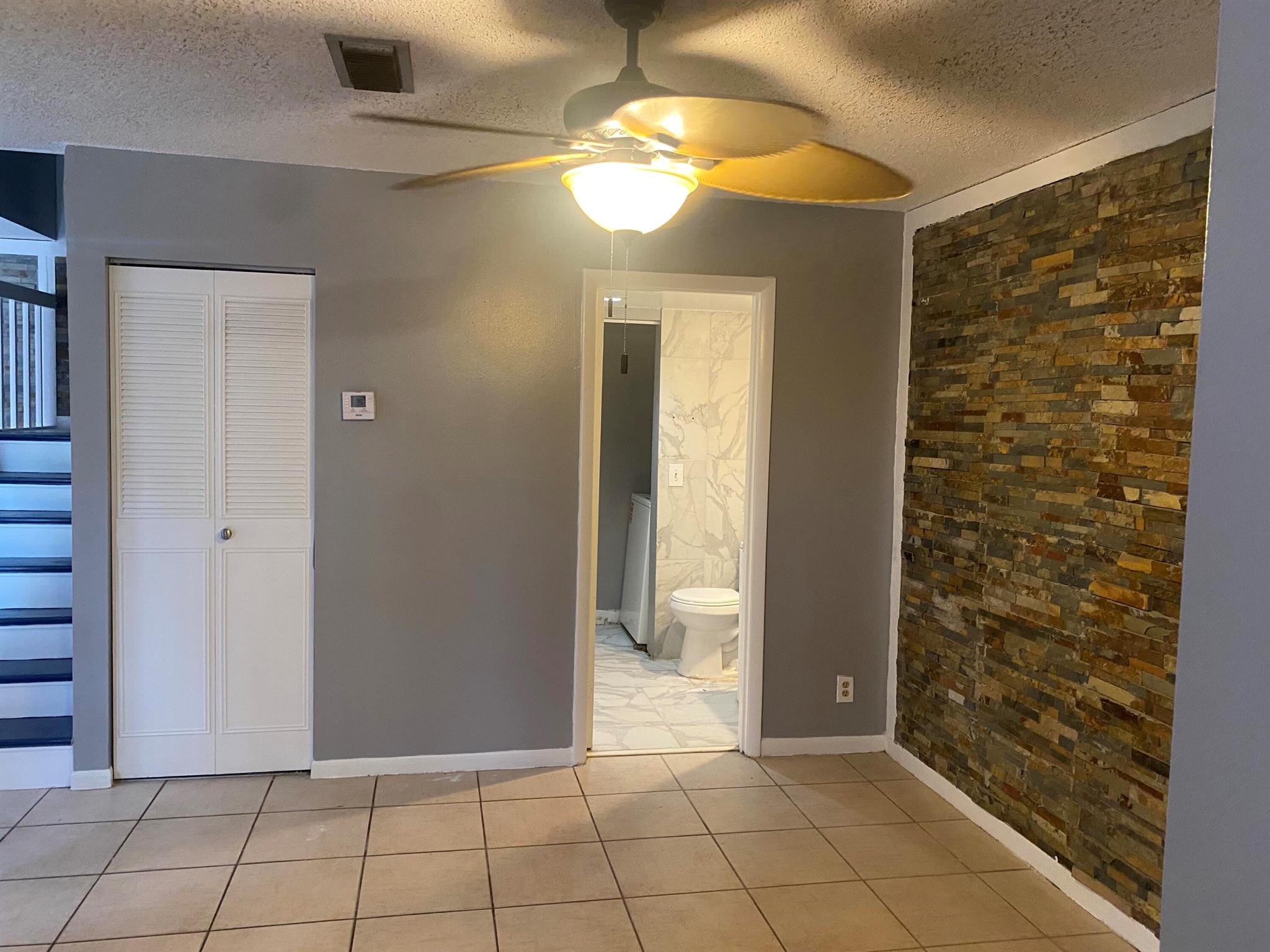 Lakewood Home Owner Assoc - Residential