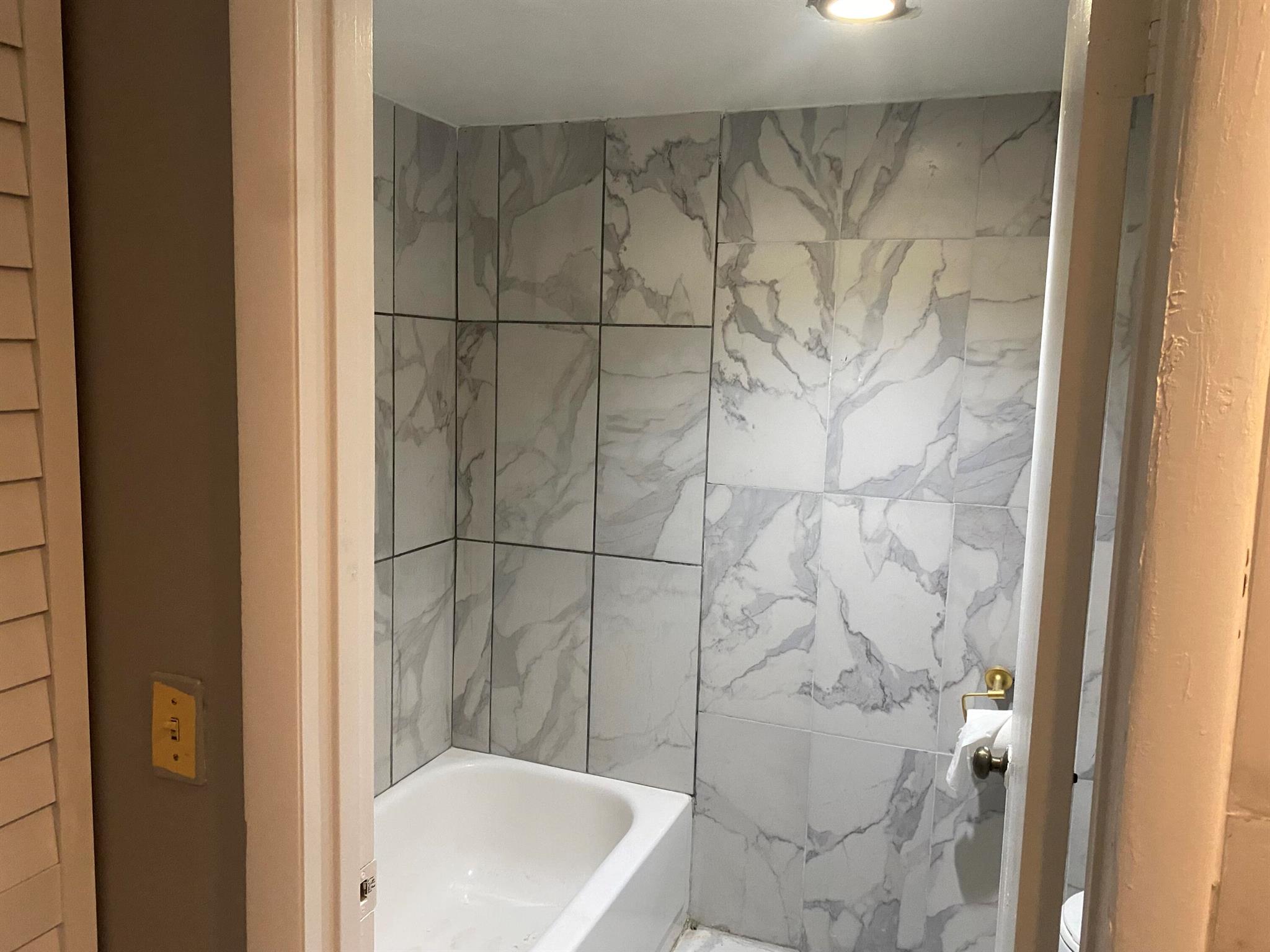 Lakewood Home Owner Assoc - Residential