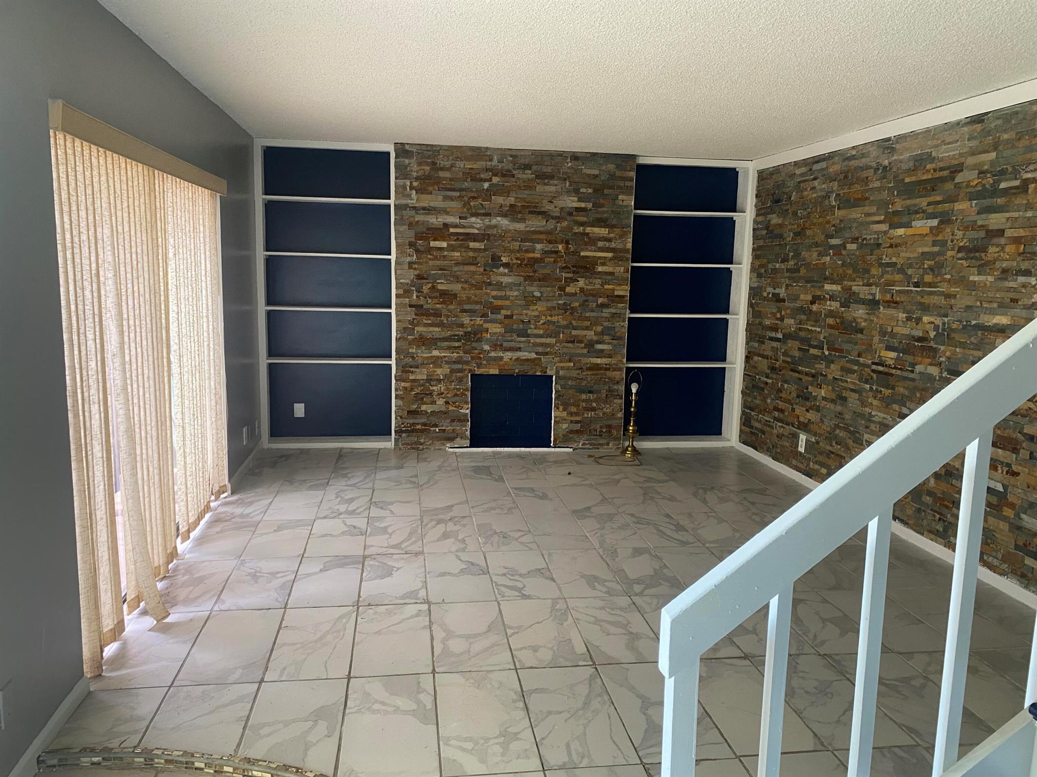 Lakewood Home Owner Assoc - Residential