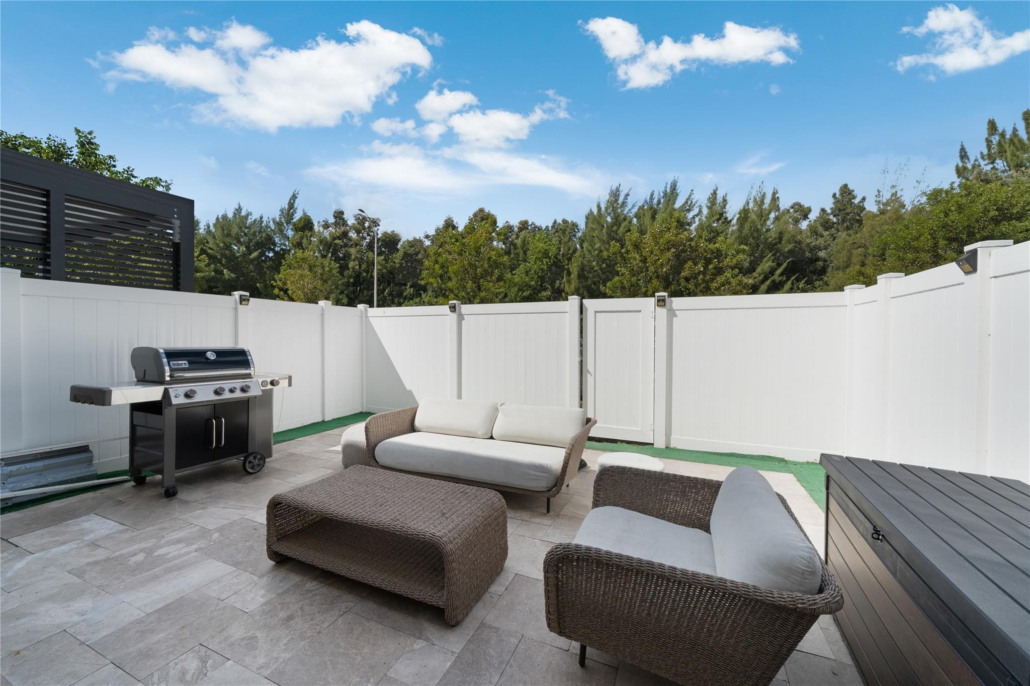 AQUABELLA NORTH - Residential