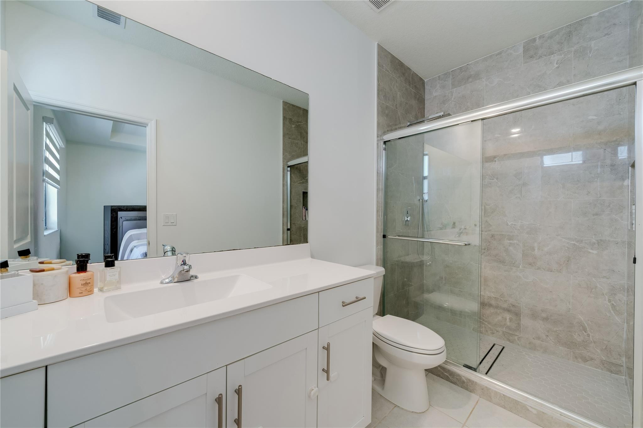 AQUABELLA NORTH - Residential