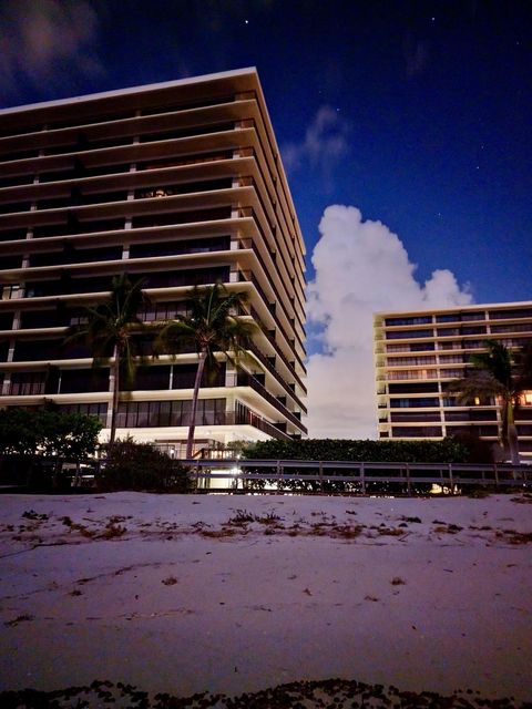 A home in Treasure Island