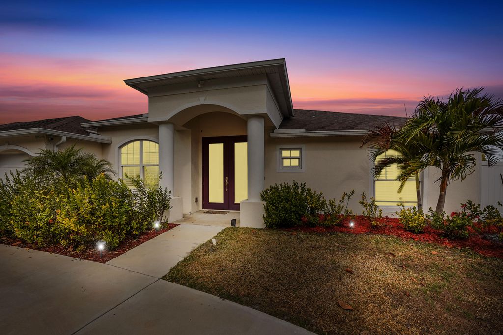 Photo of 101 SW Nativity Terrace, Port Saint Lucie, FL 34984 (MLS # R11165195)