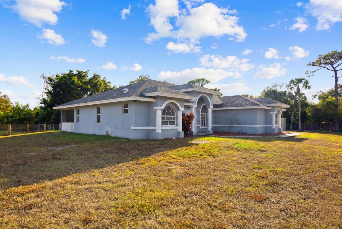 Sunny Urban Meadows - Residential