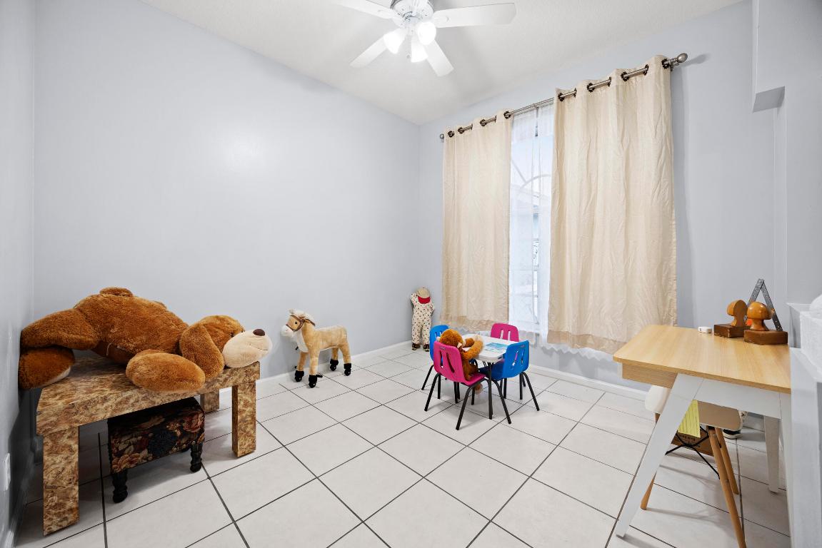 Sunny Urban Meadows - Residential