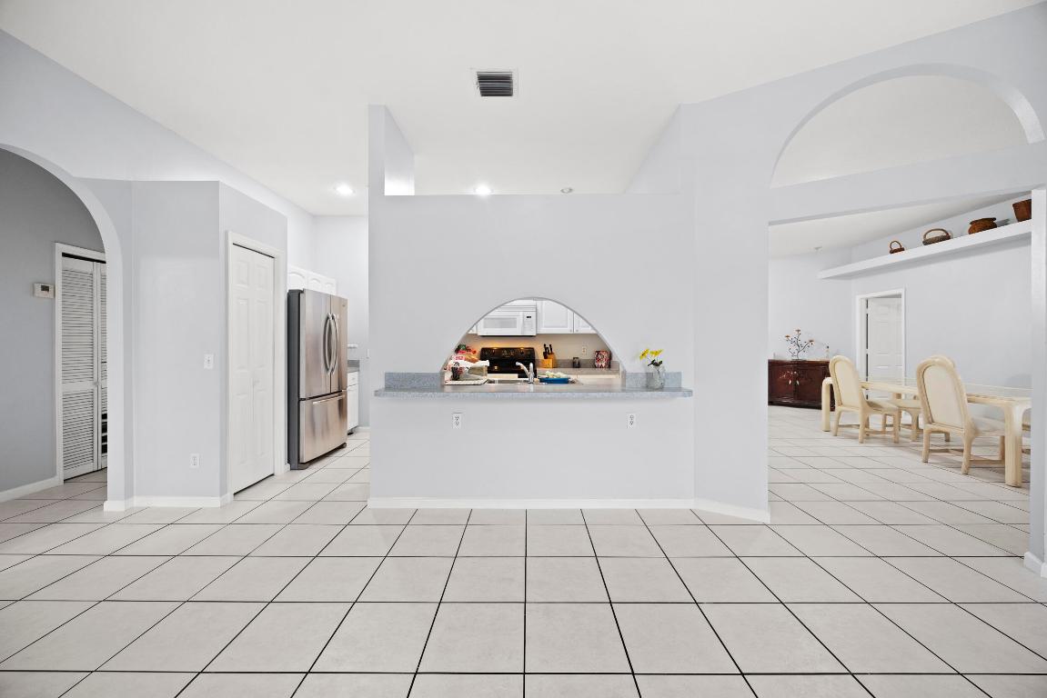 Sunny Urban Meadows - Residential