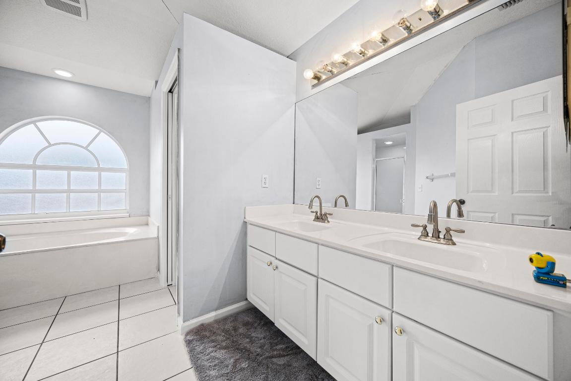 Sunny Urban Meadows - Residential