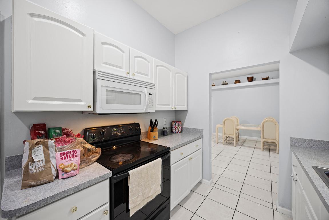 Sunny Urban Meadows - Residential