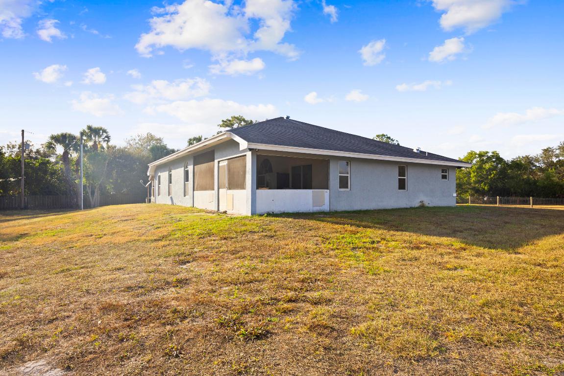 Sunny Urban Meadows - Residential
