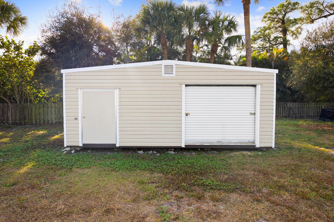 Sunny Urban Meadows - Residential