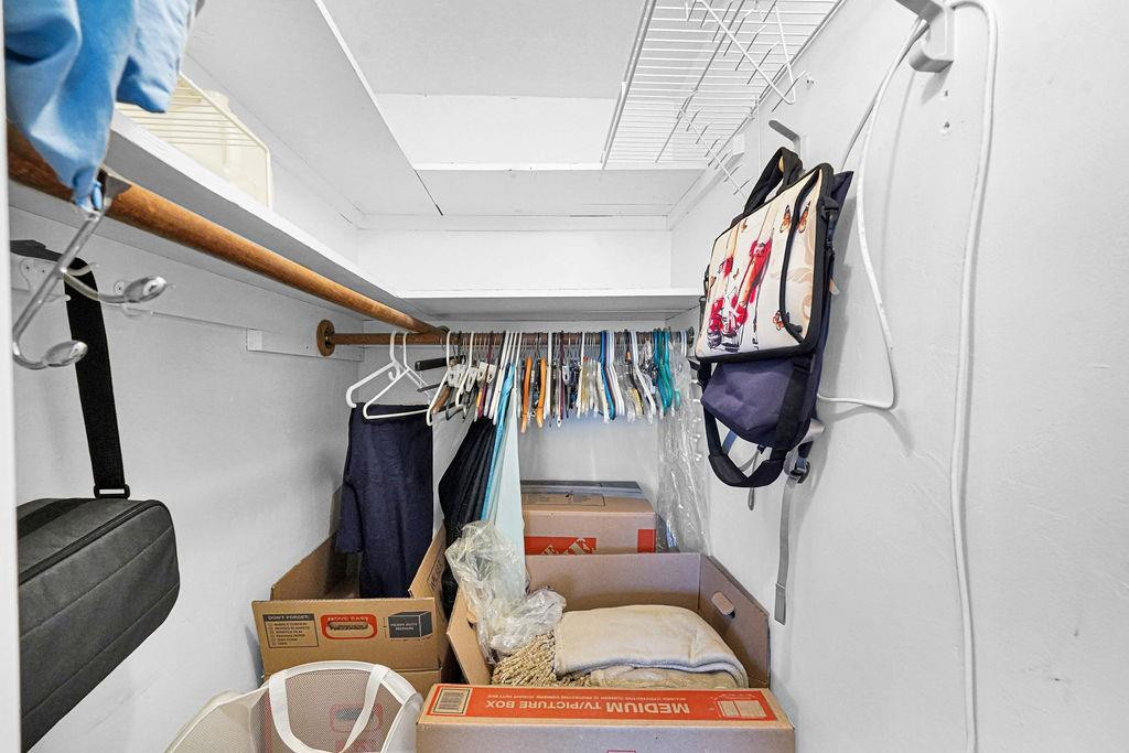 Gateway Arms - Residential