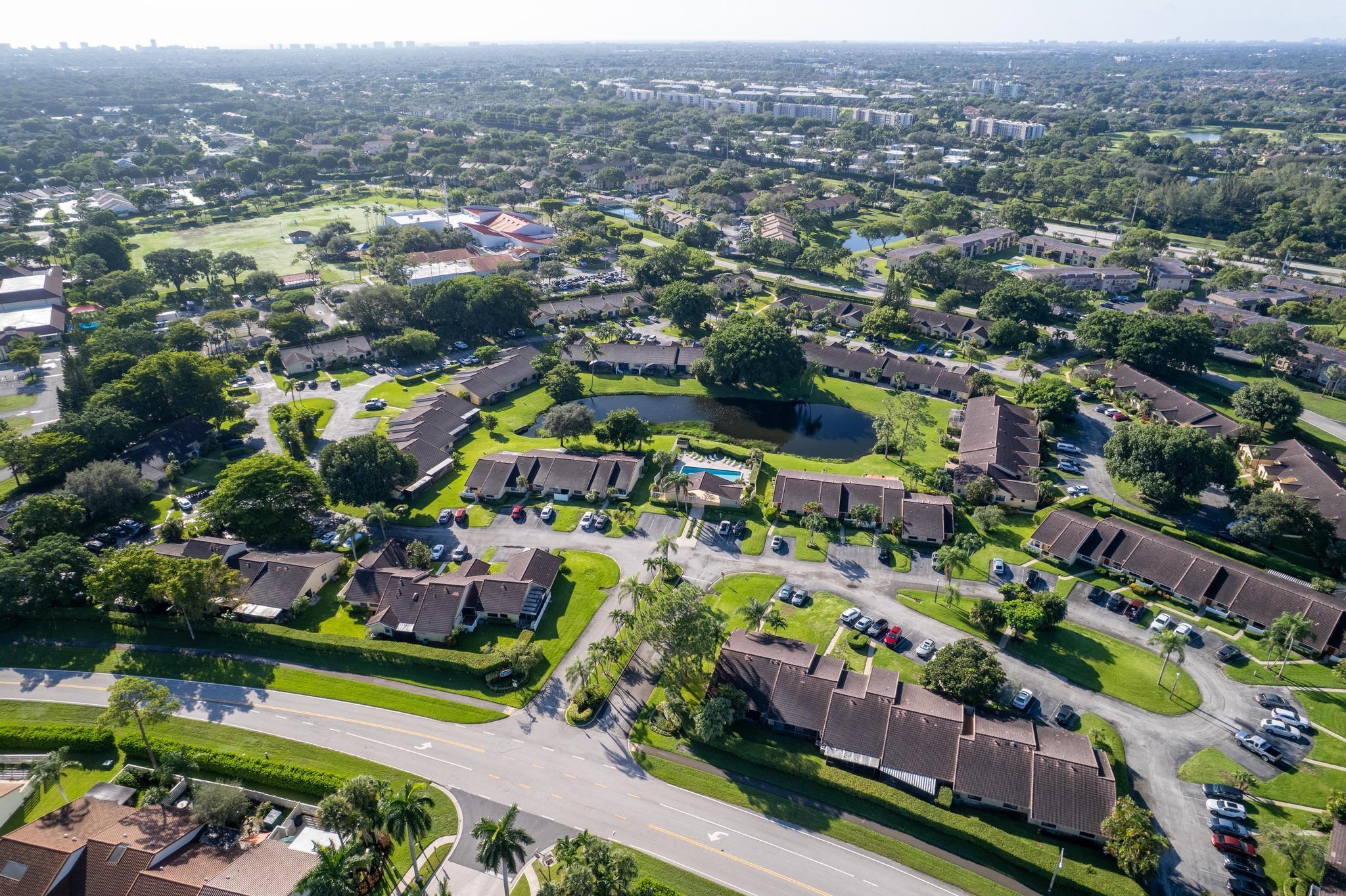 THORNHILL GLEN / LAKE - Residential Lease