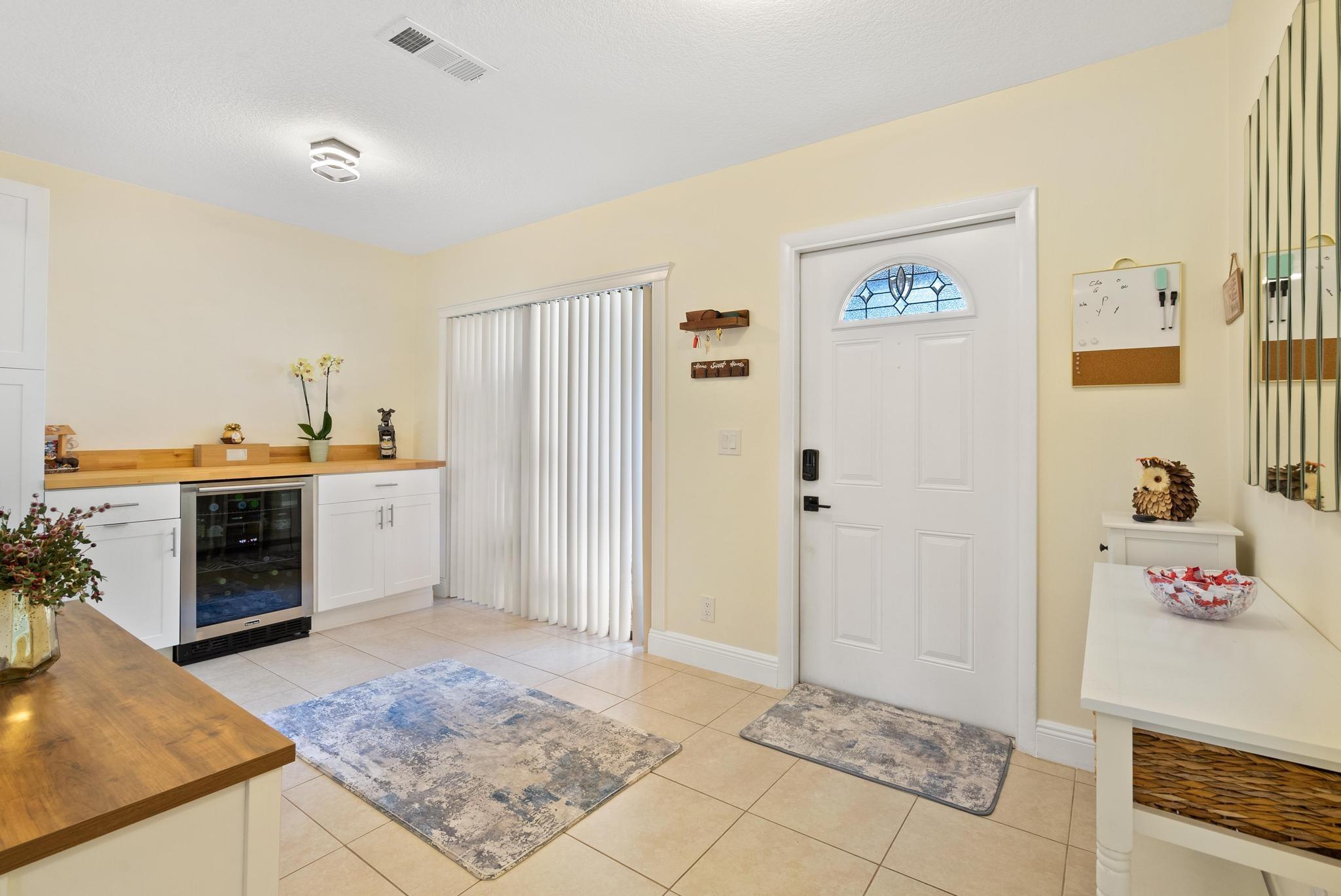 THORNHILL GLEN / LAKE - Residential Lease