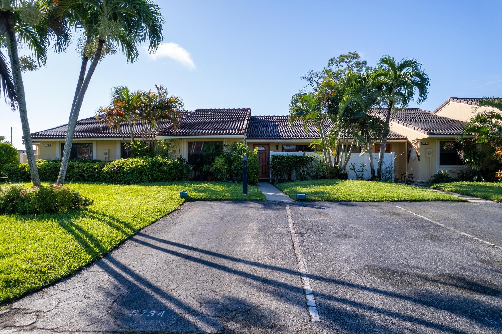 THORNHILL GLEN / LAKE - Residential Lease