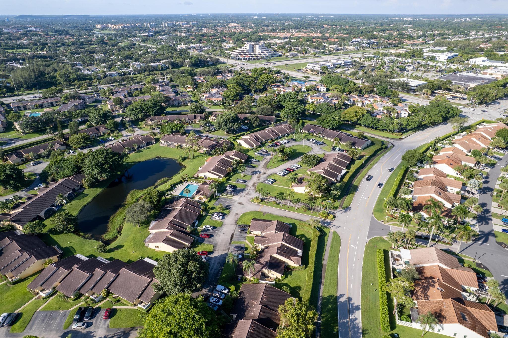 THORNHILL GLEN / LAKE - Residential Lease