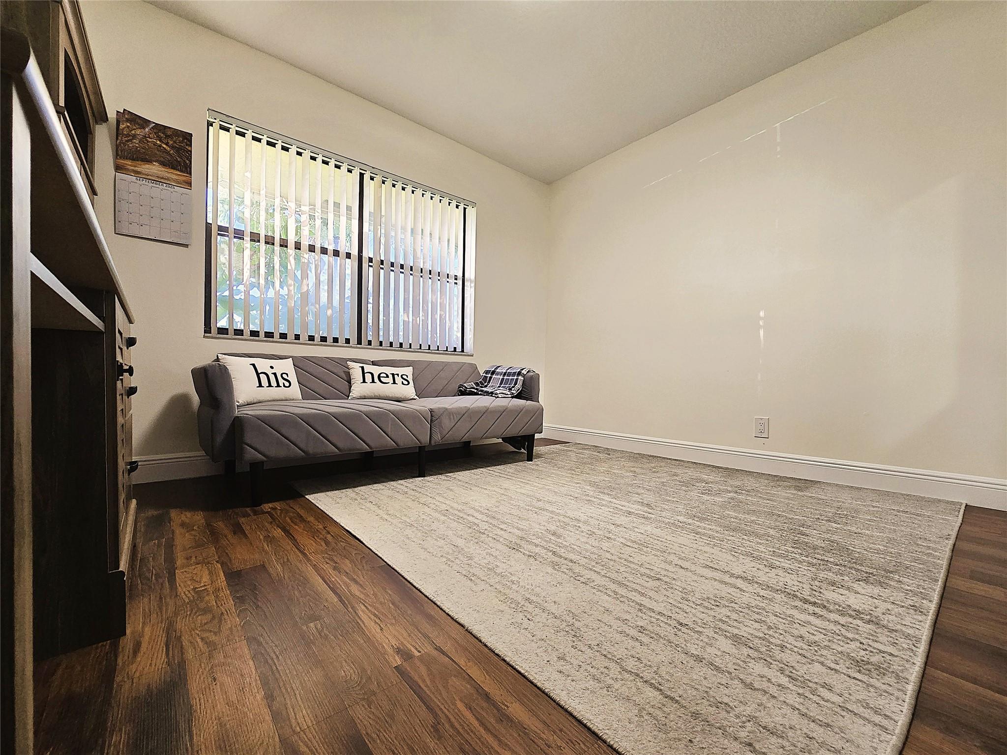 THORNHILL GLEN / LAKE - Residential Lease