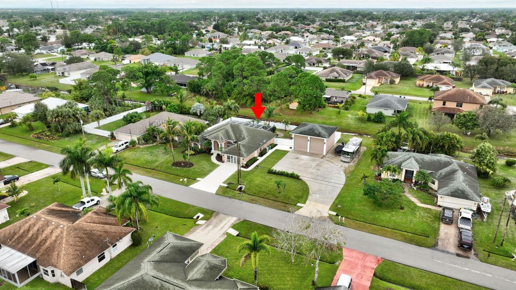 Photo of 1241 SW Marmore Avenue, Port Saint Lucie, FL 34953 (MLS # R10945420)