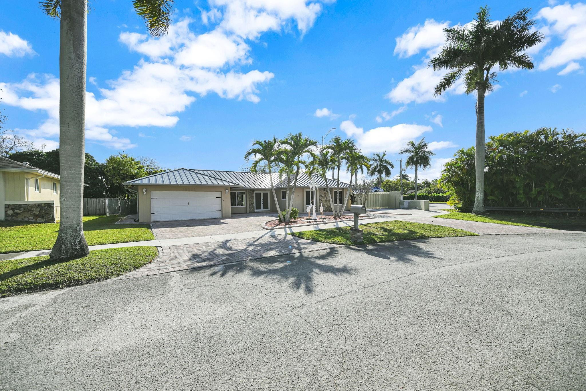 GLEN COVE SEC 3 - Residential