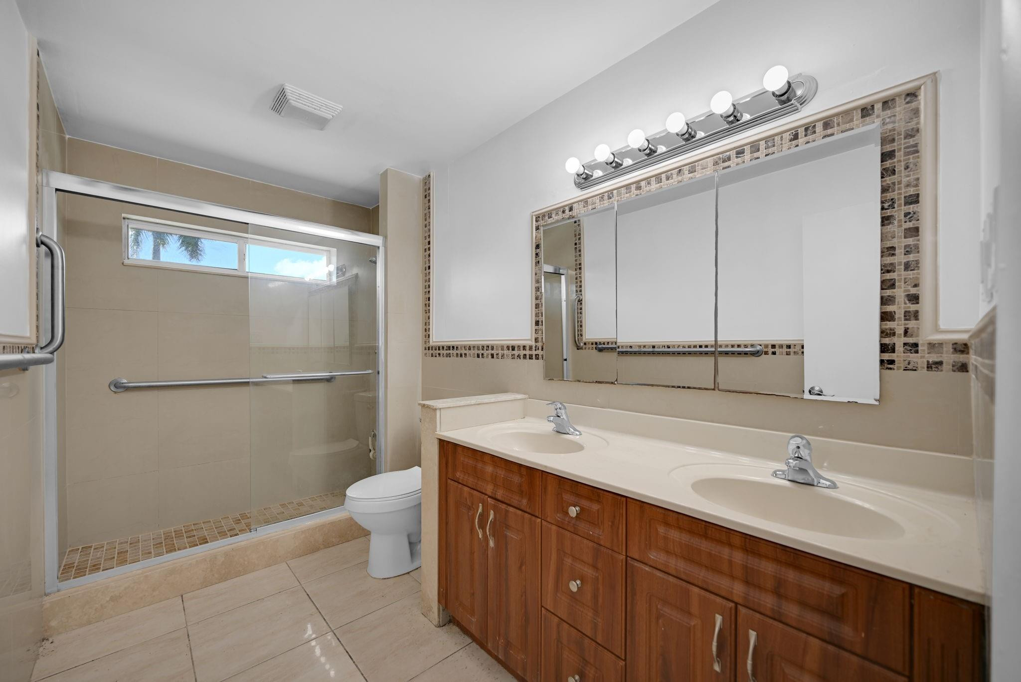 GLEN COVE SEC 3 - Residential