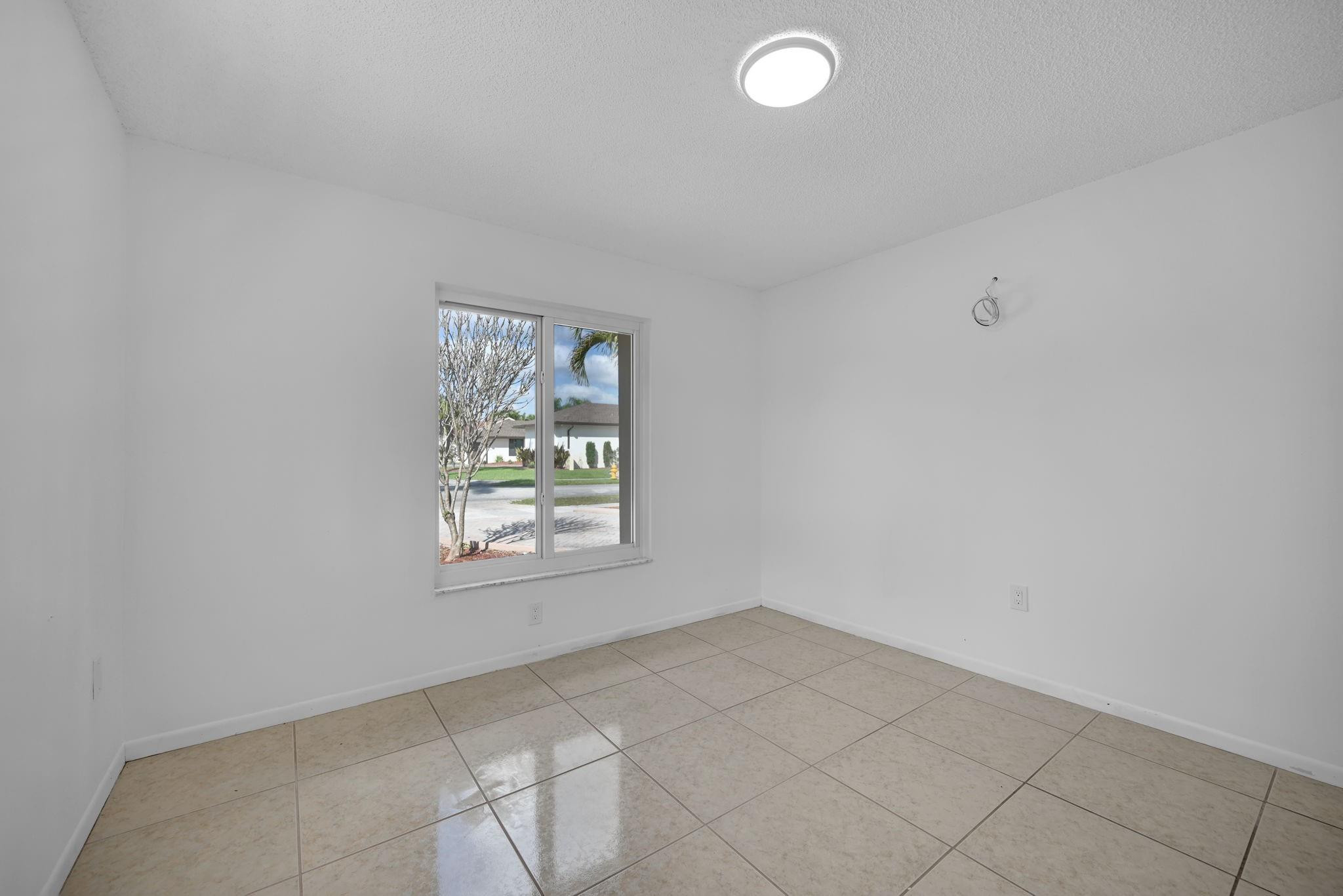 GLEN COVE SEC 3 - Residential