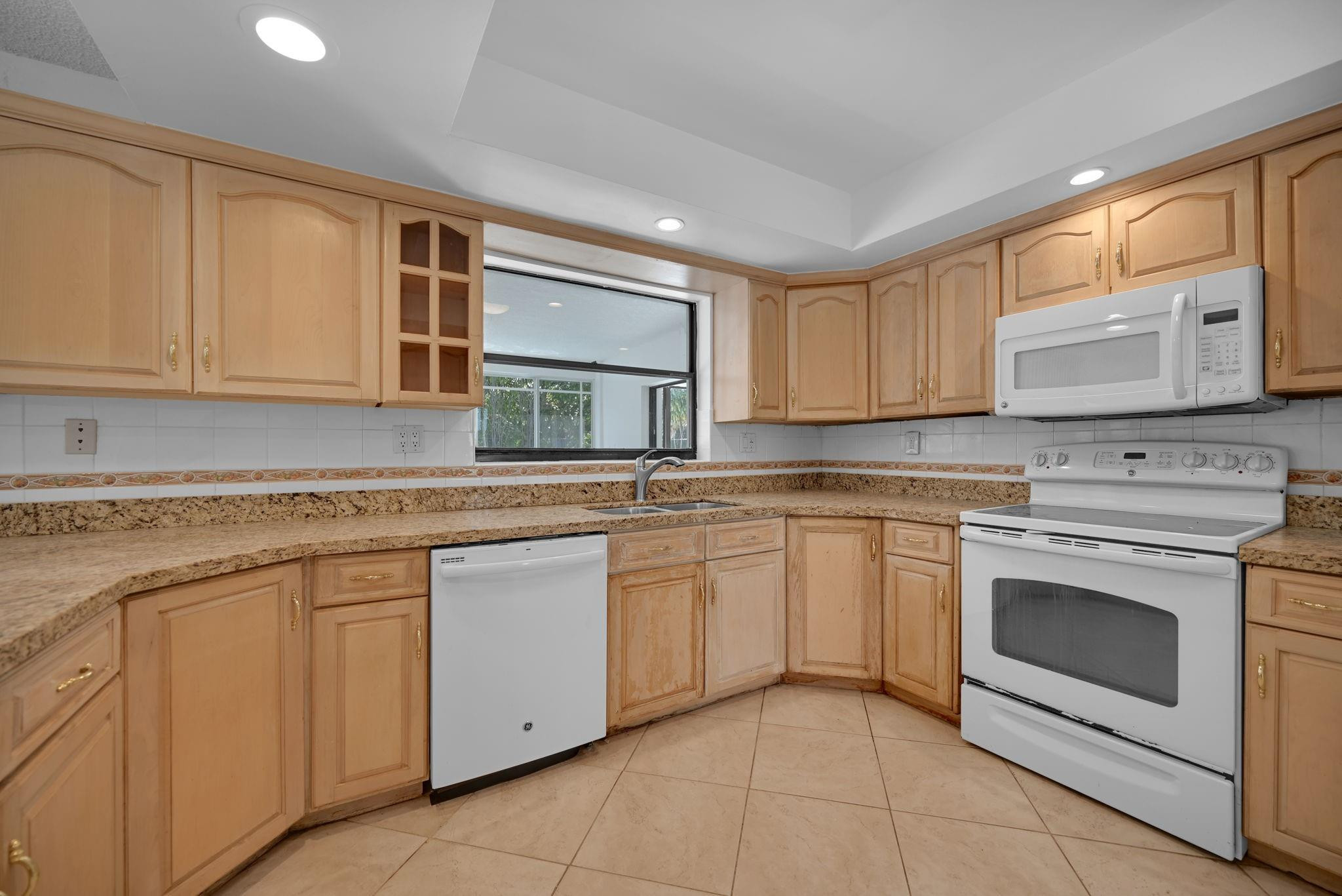 GLEN COVE SEC 3 - Residential