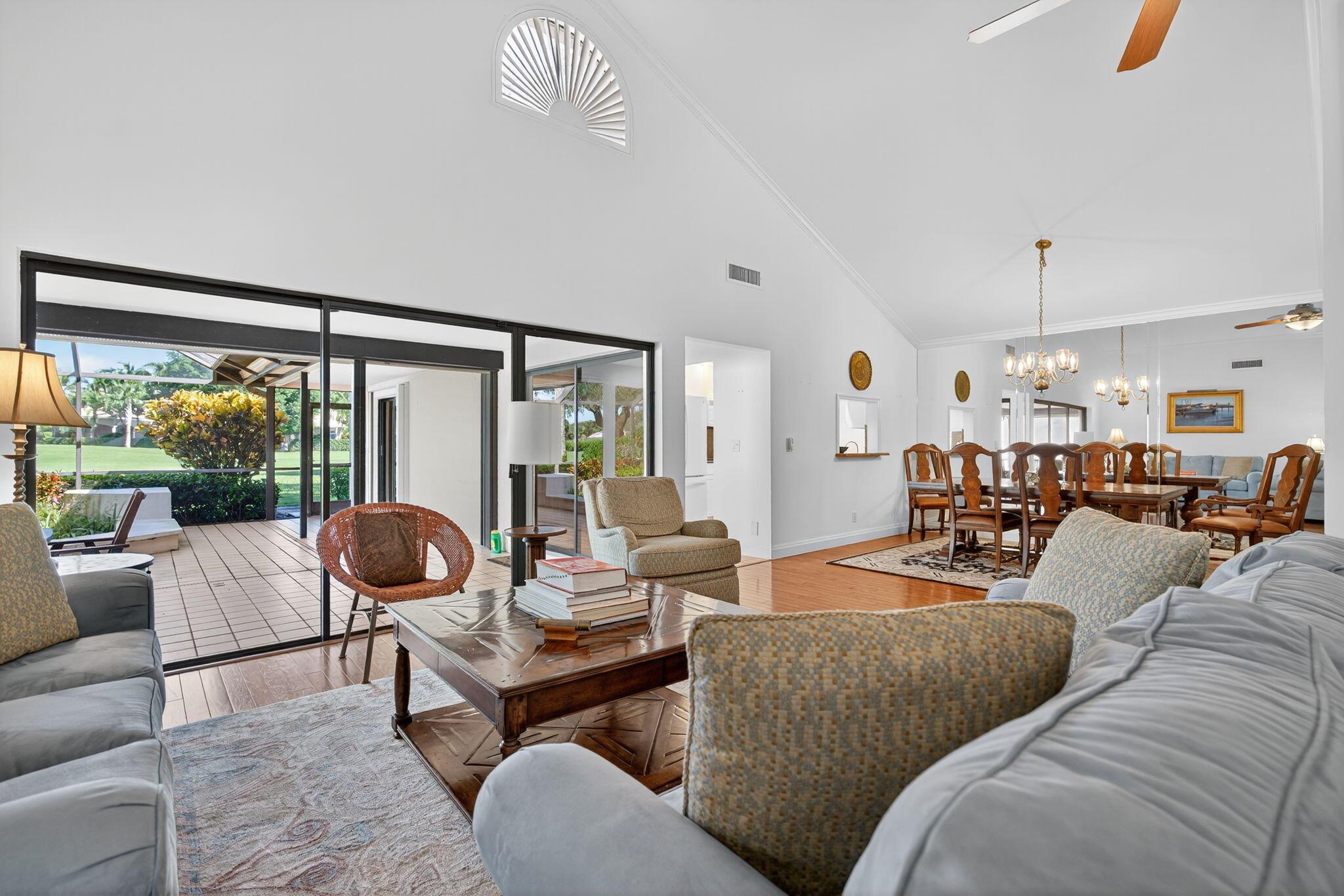 HIDDEN COVE AT JONATHANS - Residential