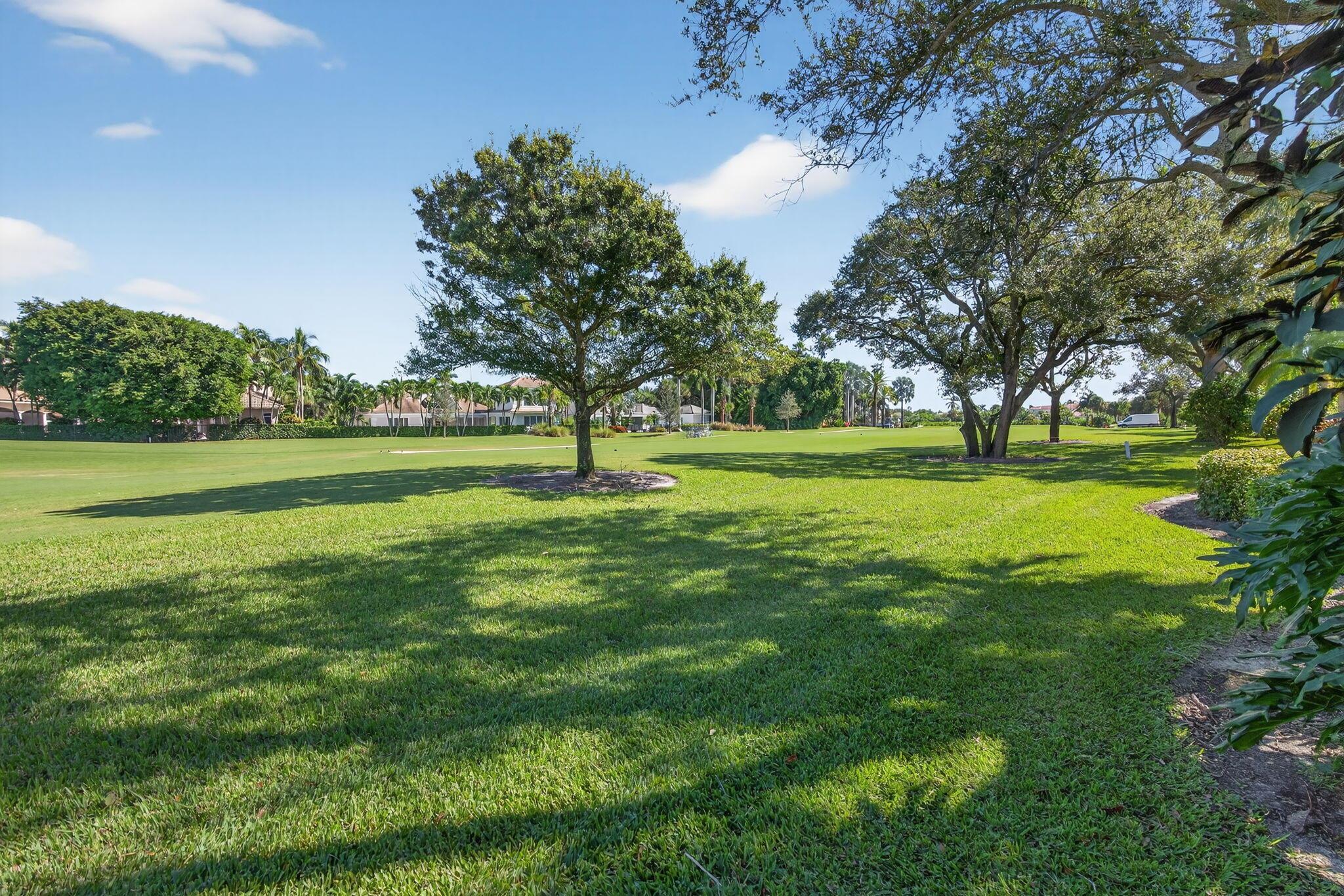 HIDDEN COVE AT JONATHANS - Residential