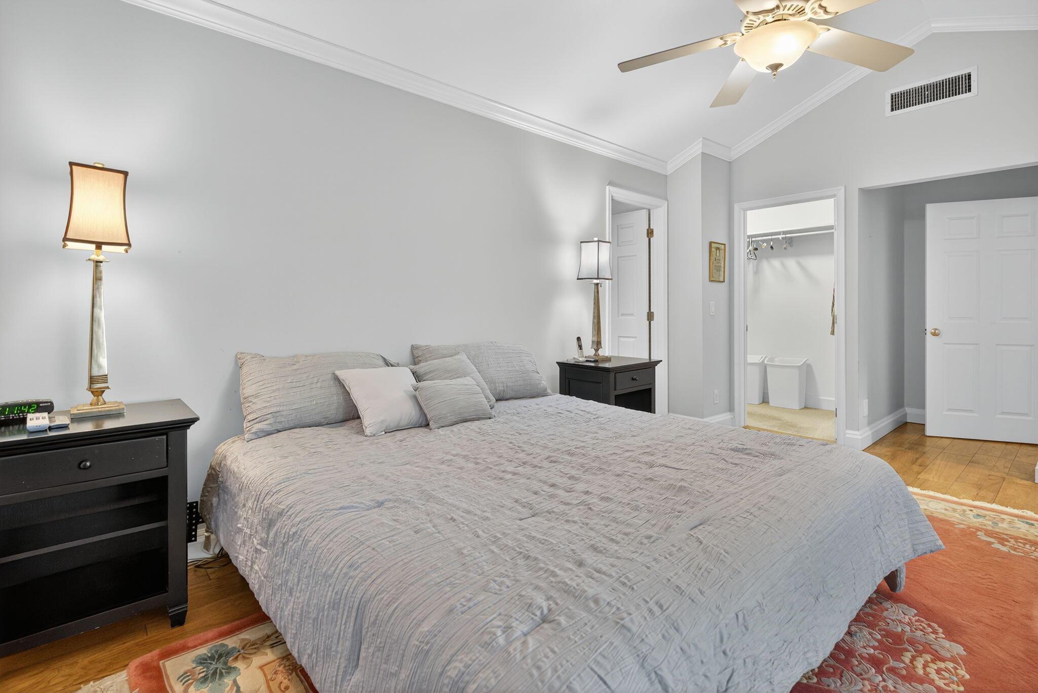 HIDDEN COVE AT JONATHANS - Residential