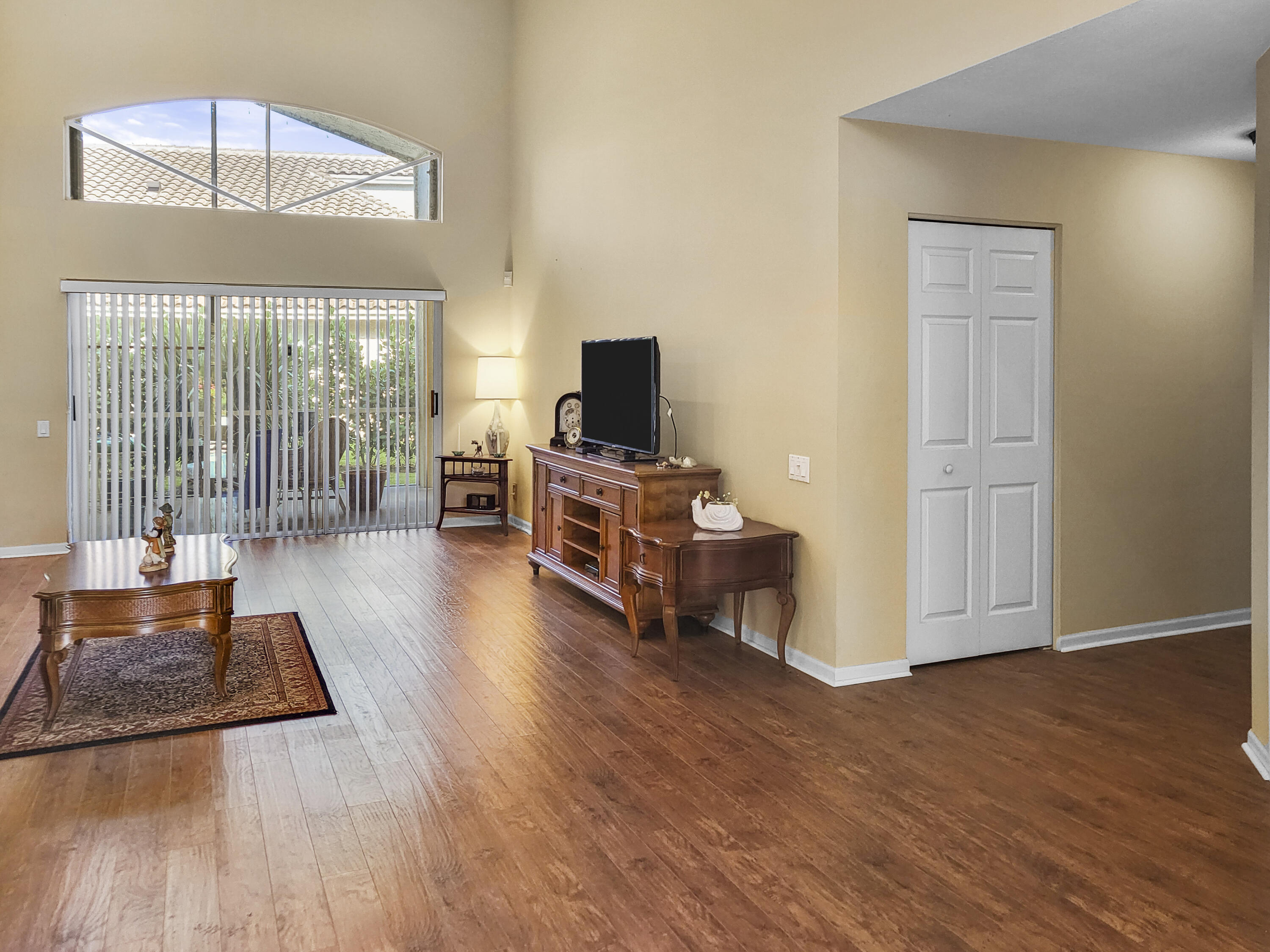 12404 Lakeridge Falls Drive