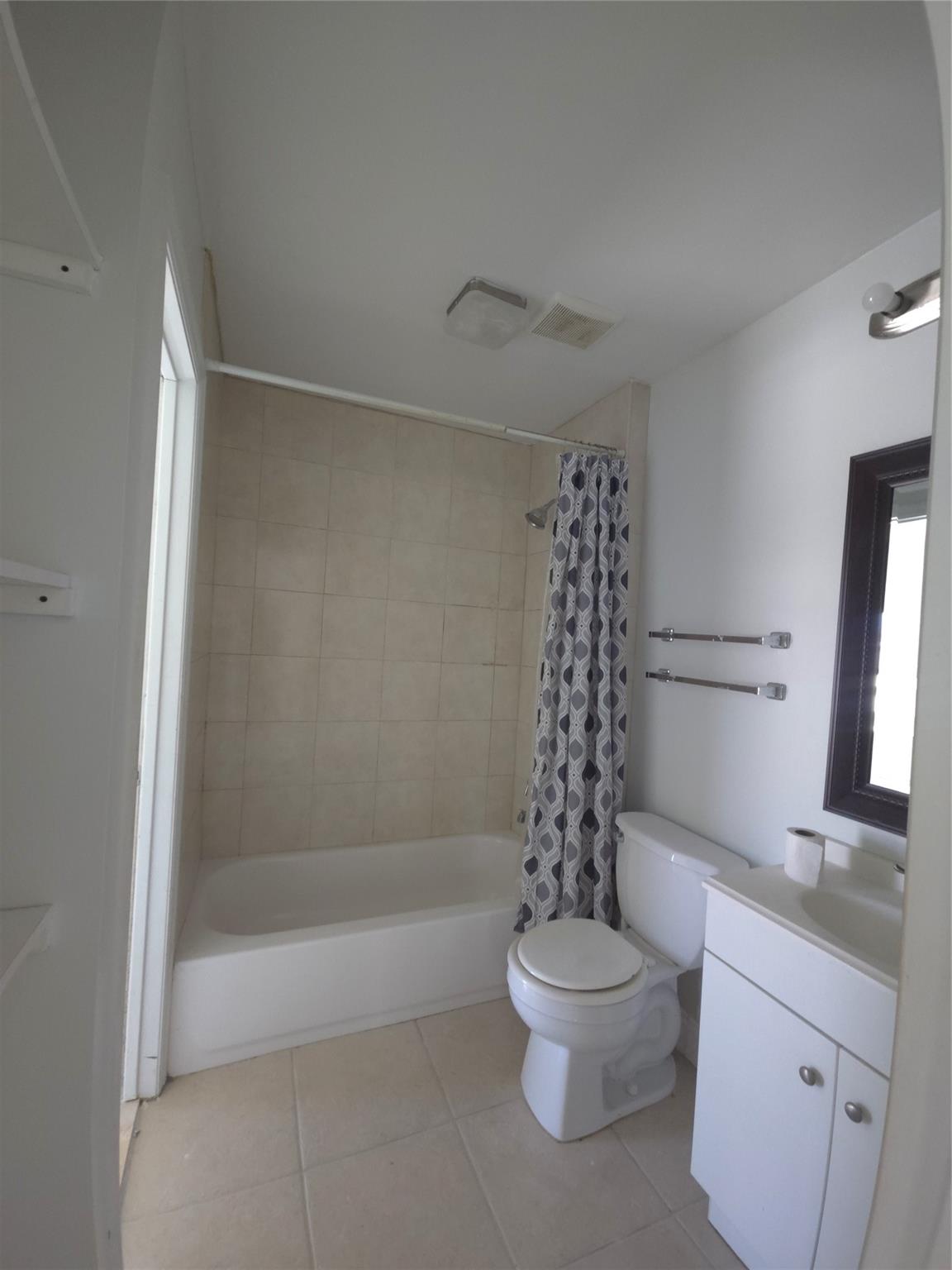 Palm Acres Estates - Residential Lease