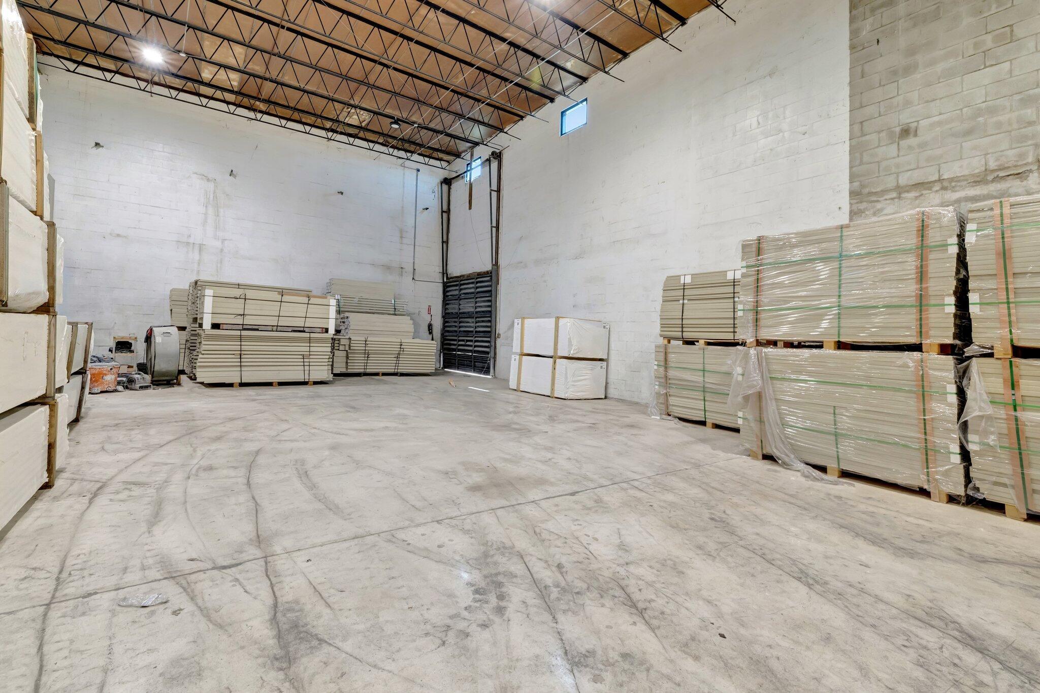 MARAVILLA GARDENS SUBDIVI - Commercial Sale