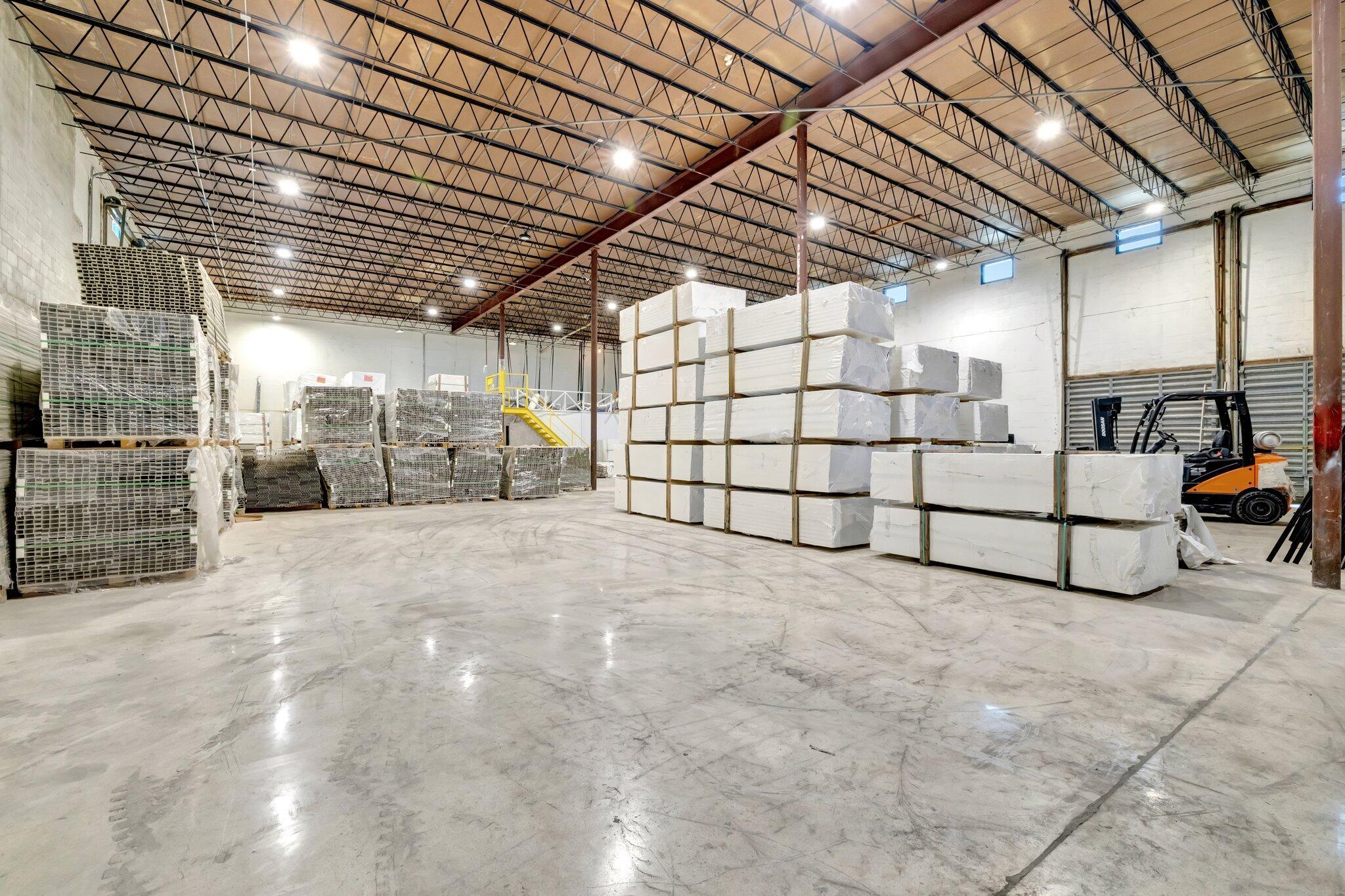 MARAVILLA GARDENS SUBDIVI - Commercial Sale