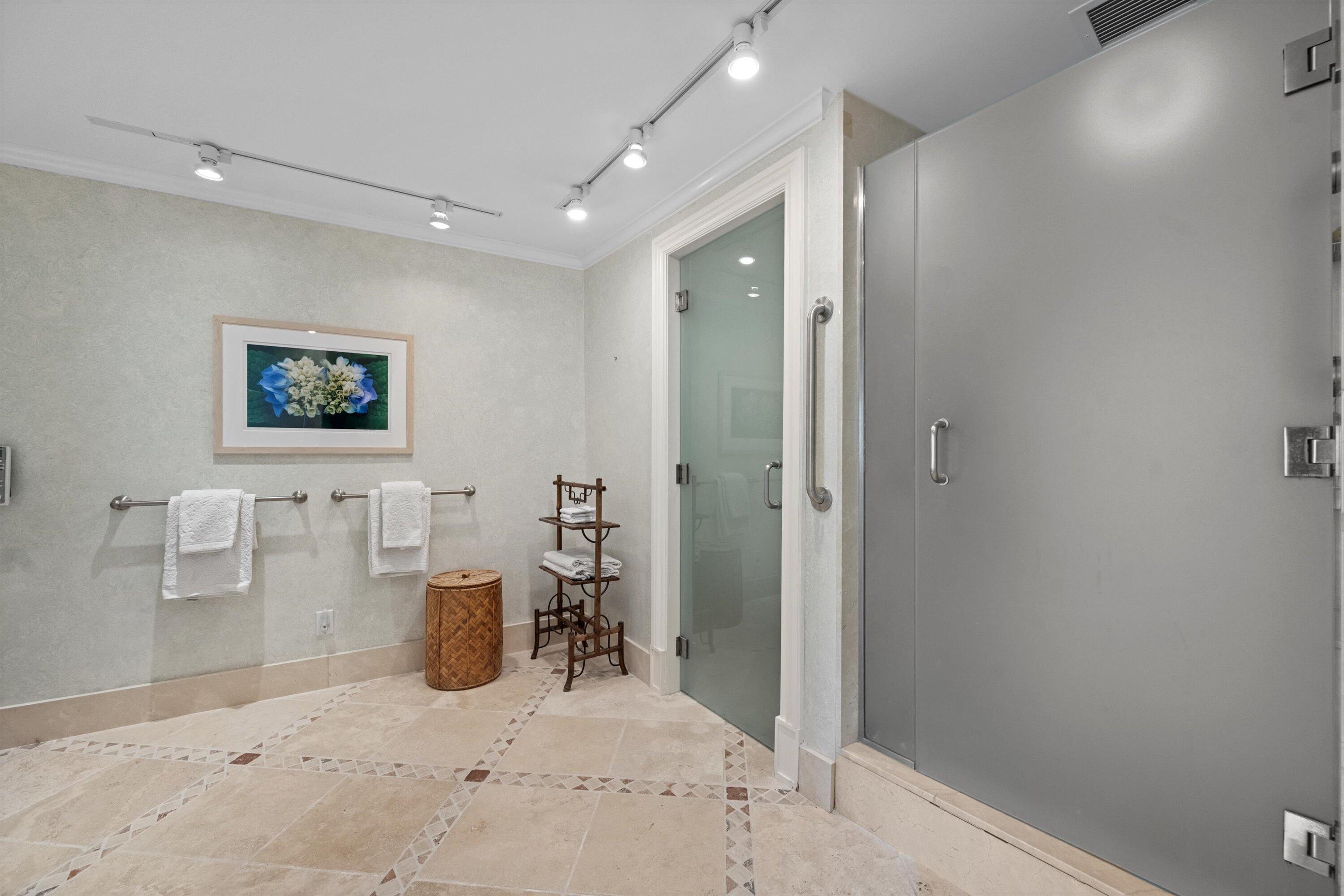 NUMBER ONE NORTH OCEAN COND - Residential