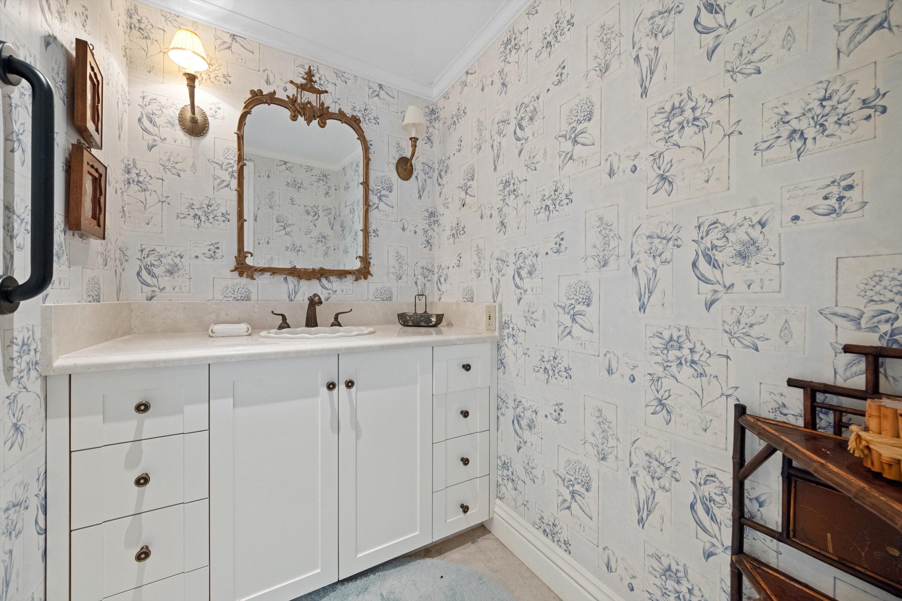 NUMBER ONE NORTH OCEAN COND - Residential