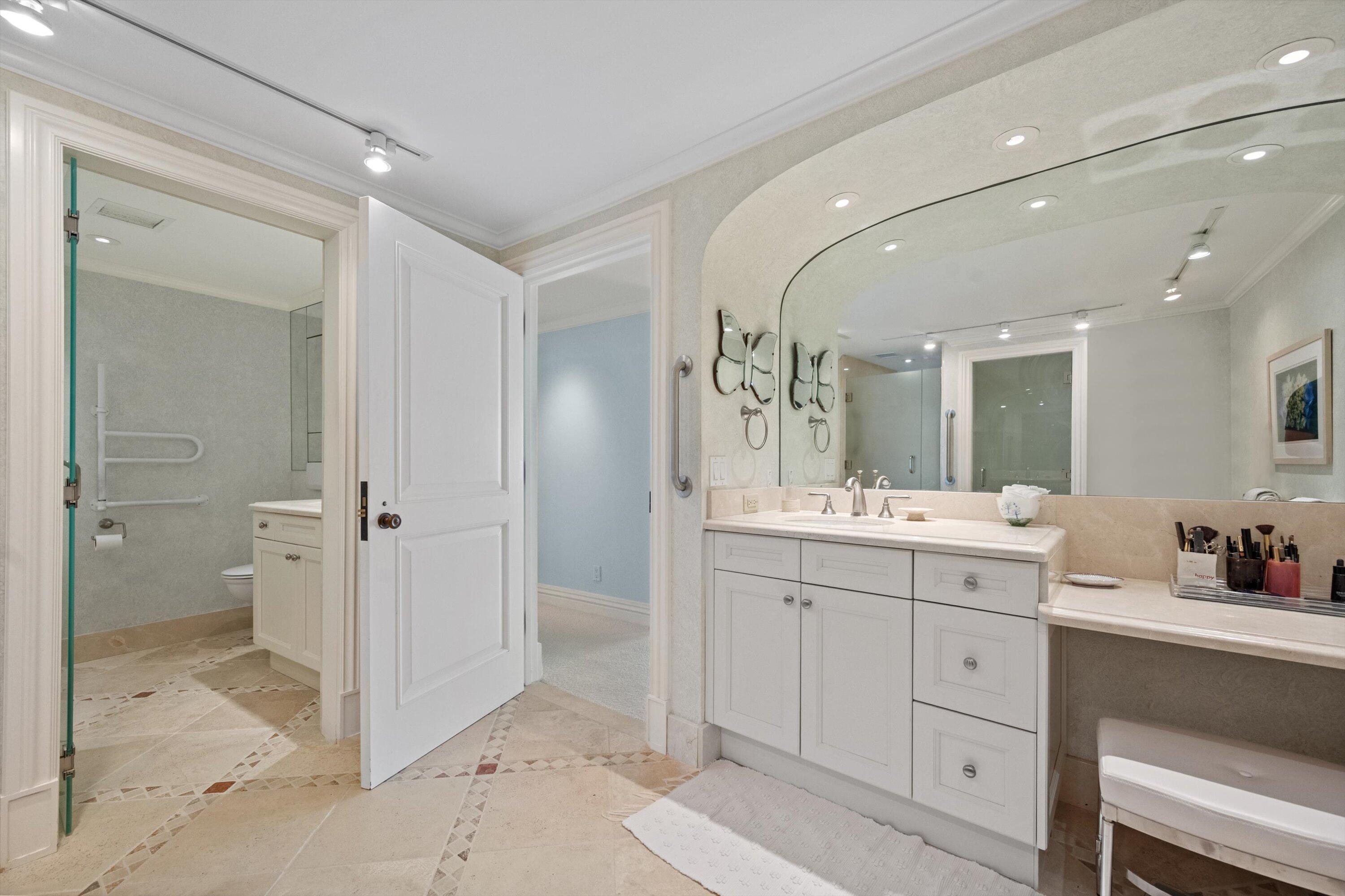 NUMBER ONE NORTH OCEAN COND - Residential