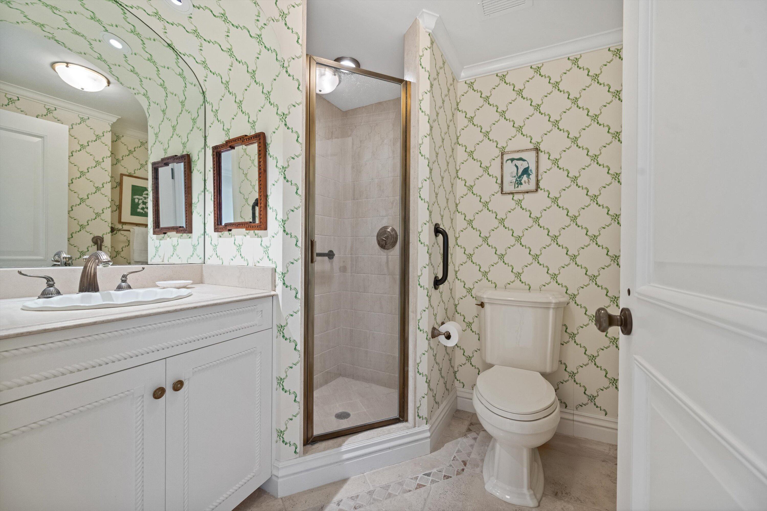 NUMBER ONE NORTH OCEAN COND - Residential