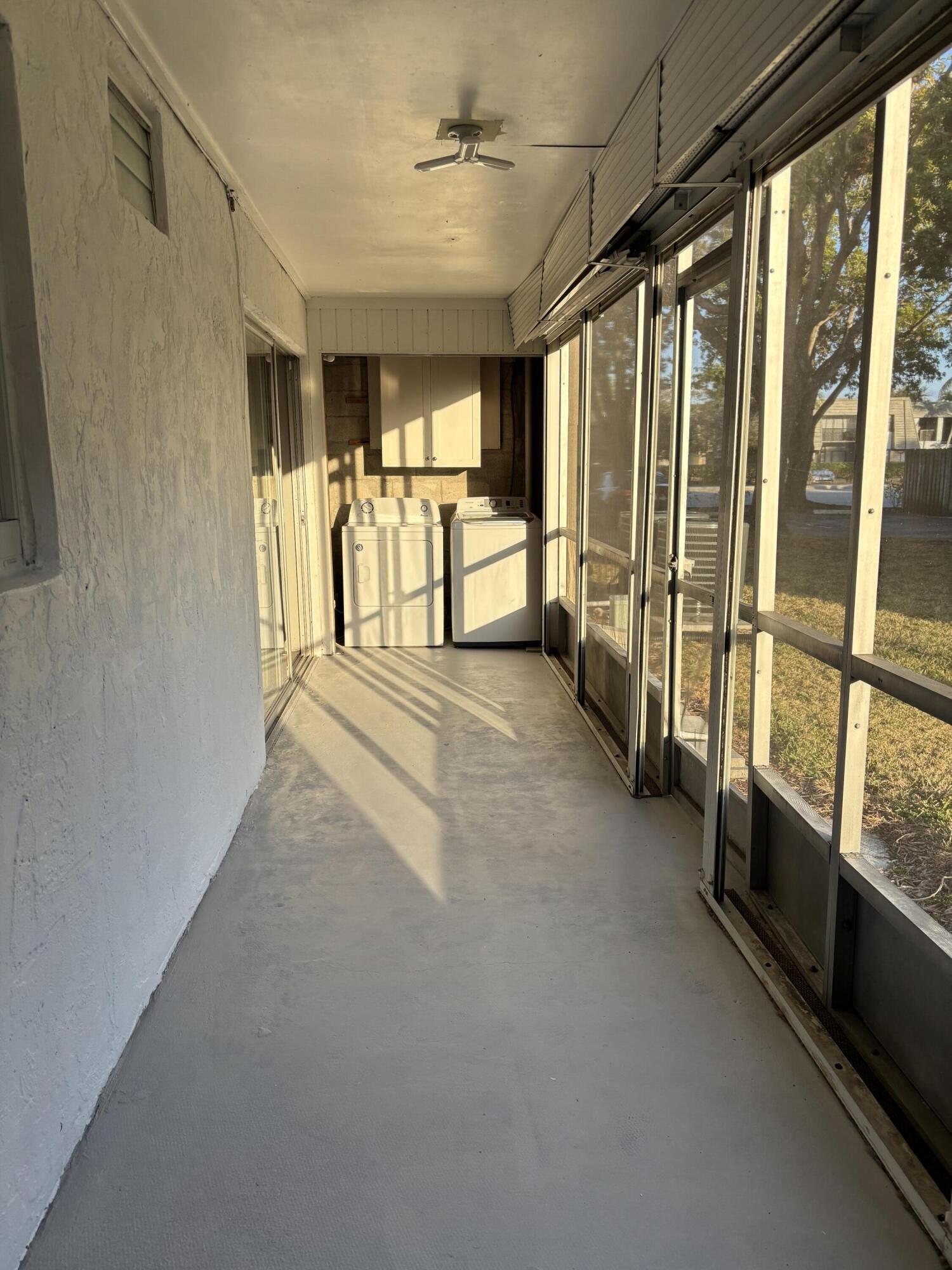 TRAILS END VILLAS INC CONDO LTS 5 TO 9 PT OF LTS 1 - Residential