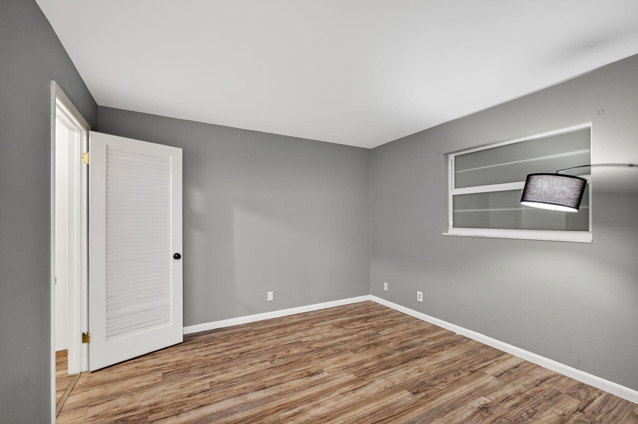 TRAILS END VILLAS INC CONDO LTS 5 TO 9 PT OF LTS 1 - Residential