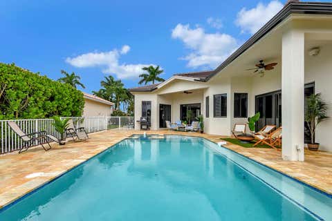 Tiny photo for 11618 MANATEE BAY Lane, Wellington, FL 33449 (MLS # B26053796)