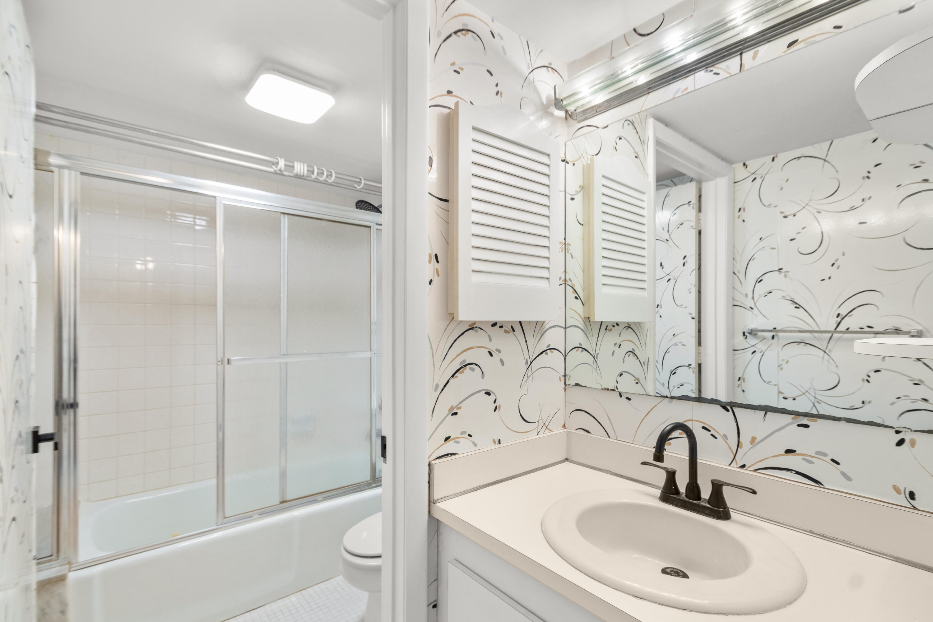 River Club Condominium - Residential