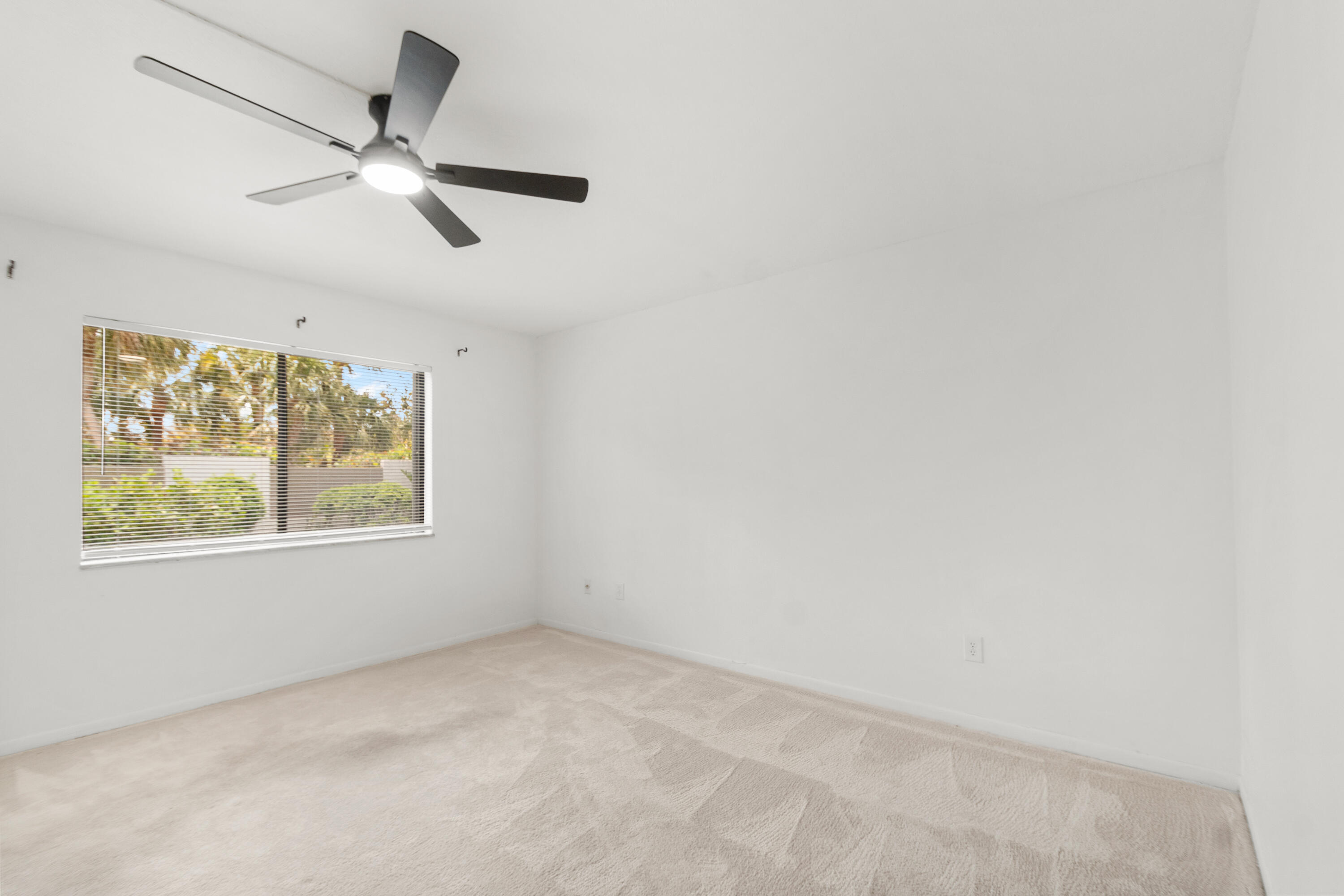 River Club Condominium - Residential