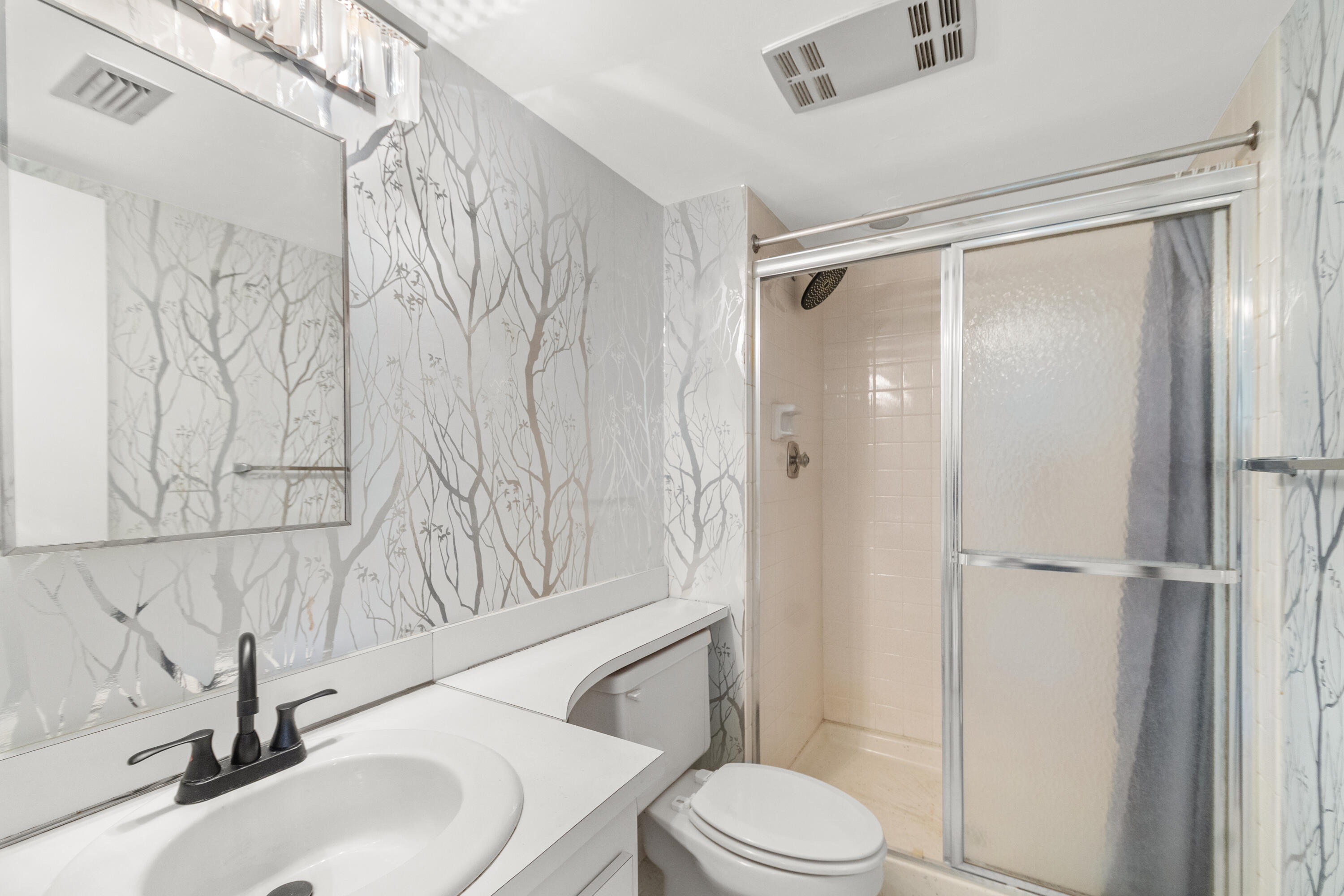 River Club Condominium - Residential