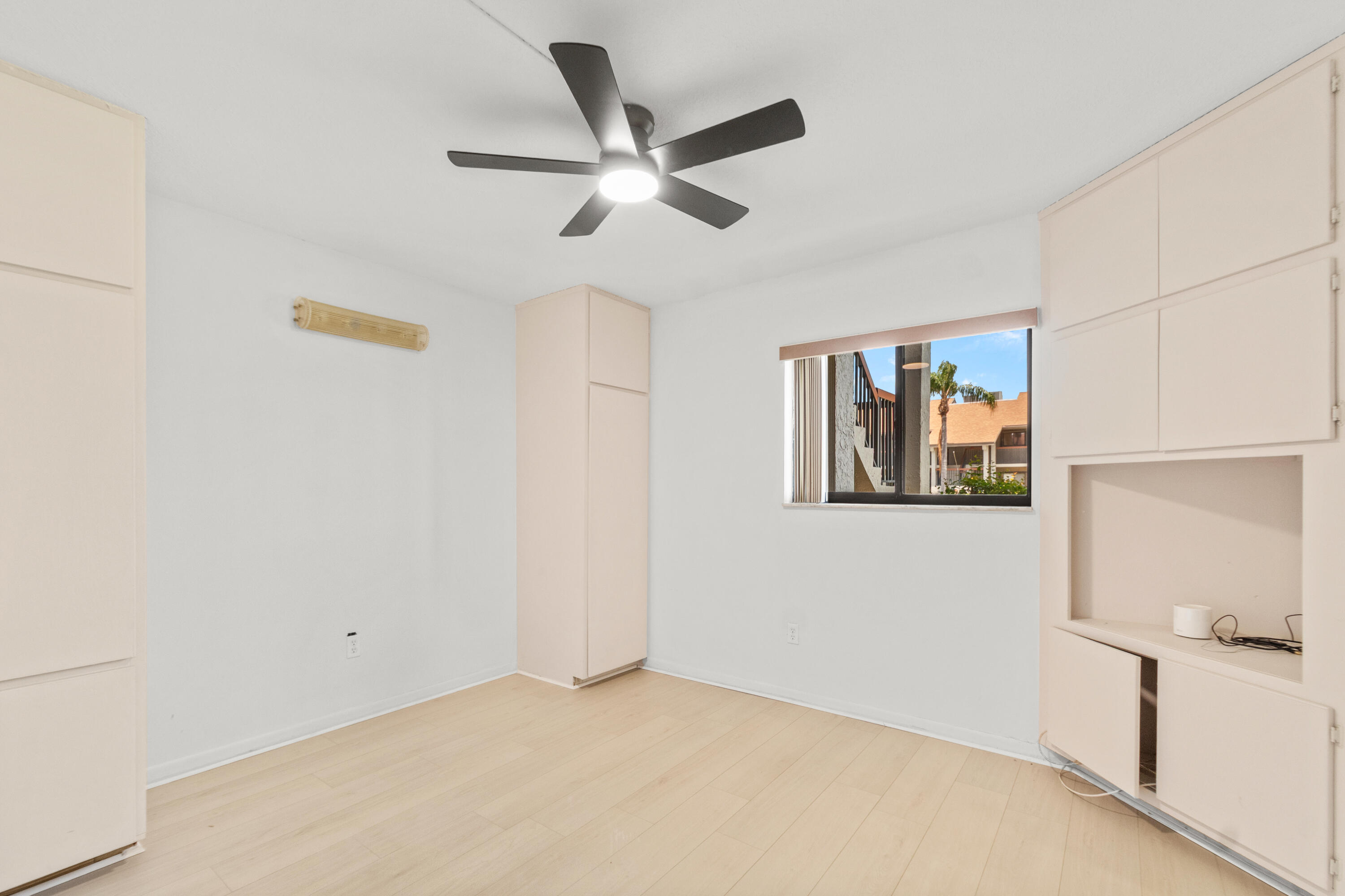 River Club Condominium - Residential