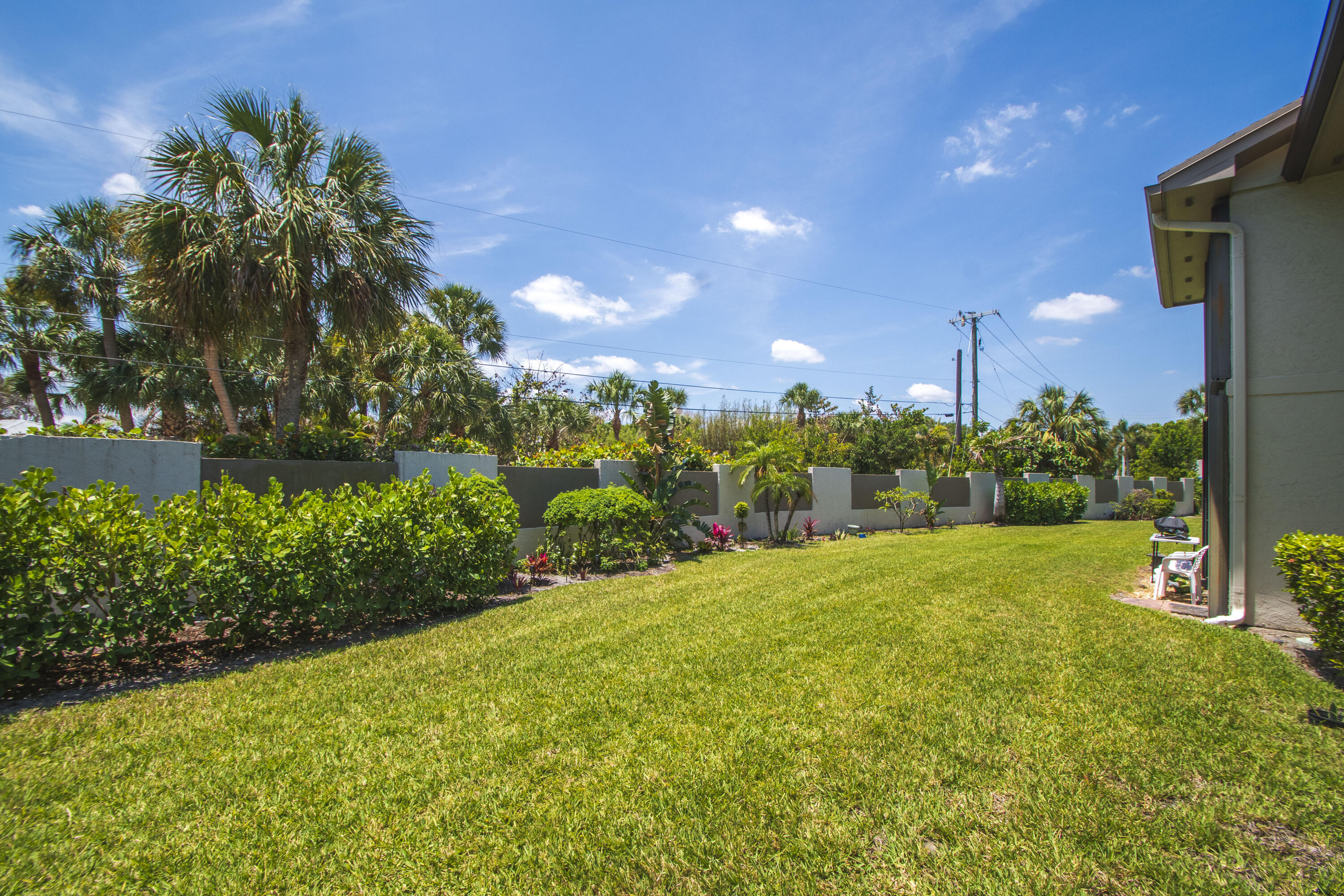 River Club Condominium - Residential